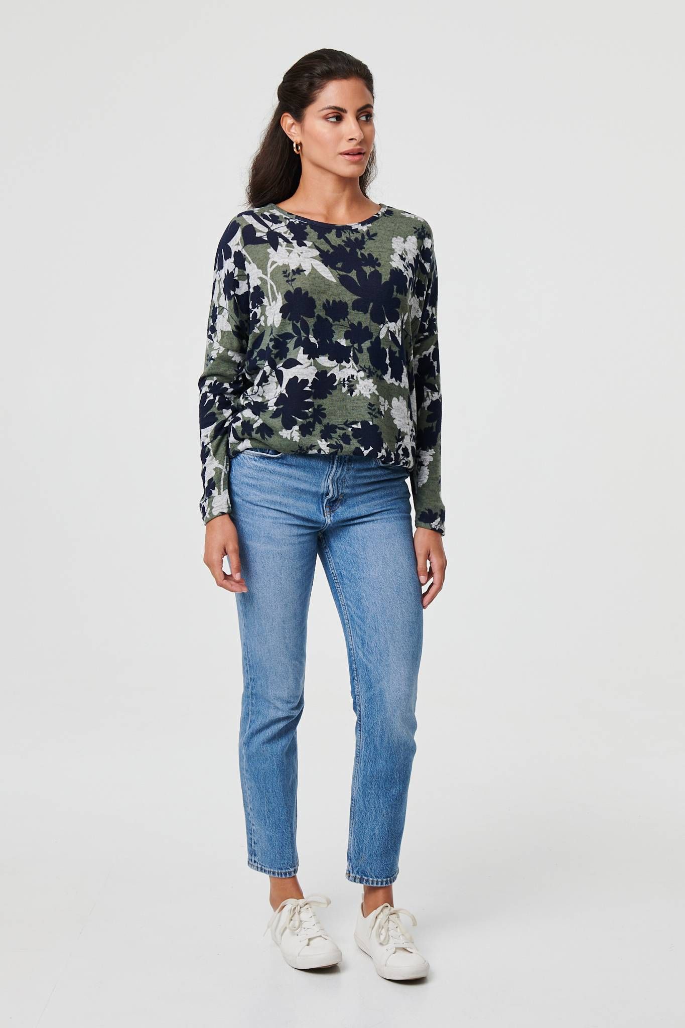 Izabel London Leaf Print Long Sleeve Relaxed Top