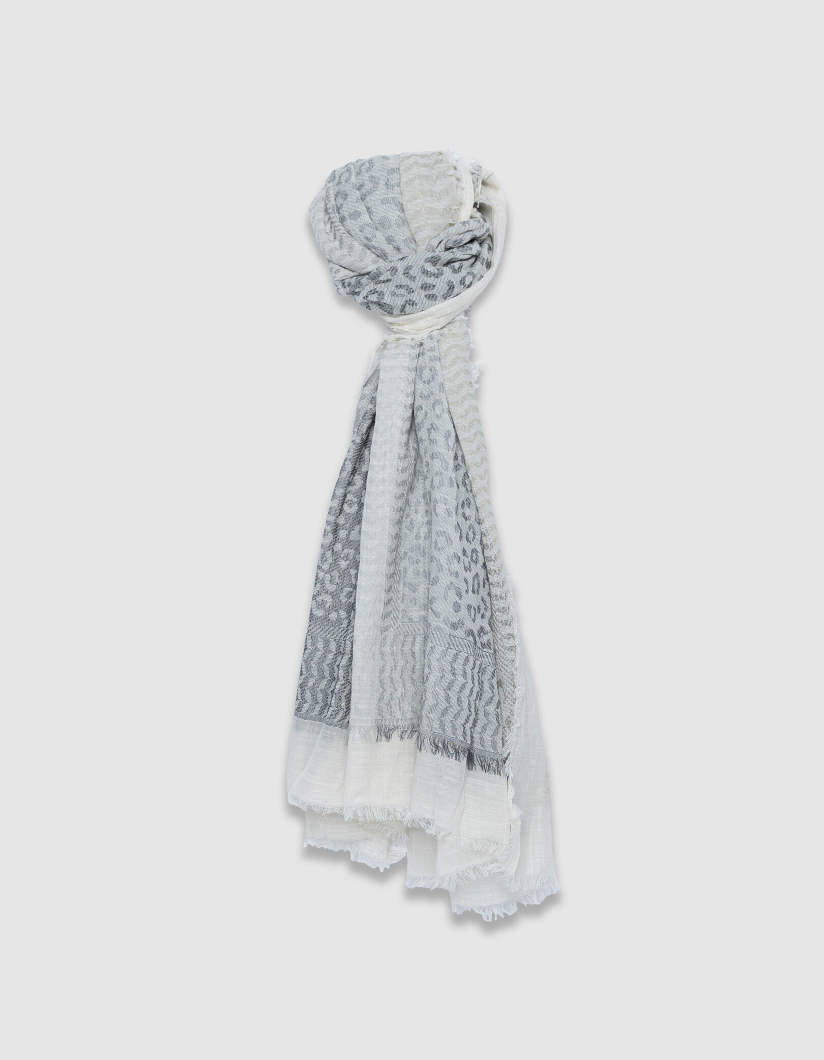 Foulard blanc jacquard motifs léopard Femme
