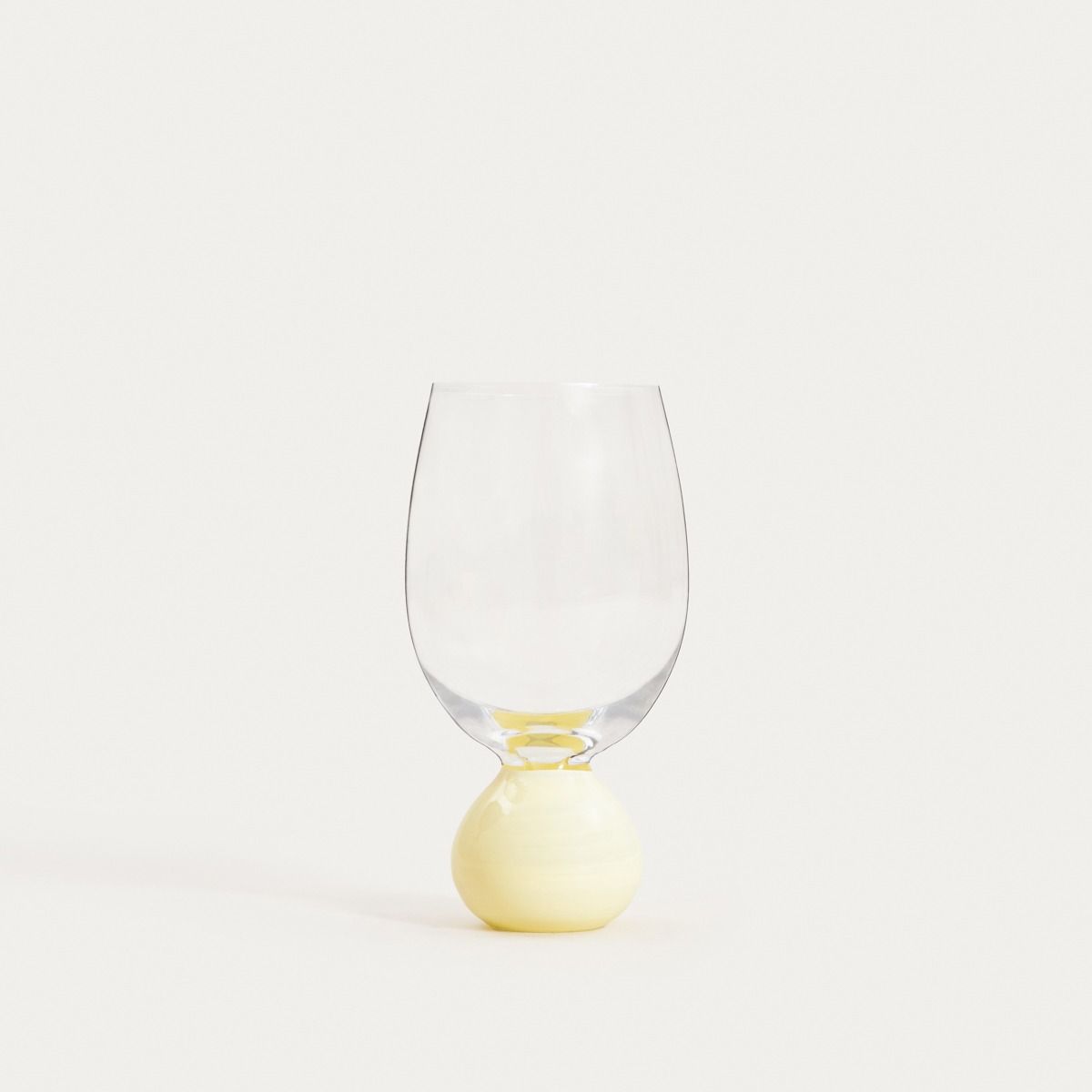 Kieliszek PALLORA z mleczną żółtą kulą 0,4 l