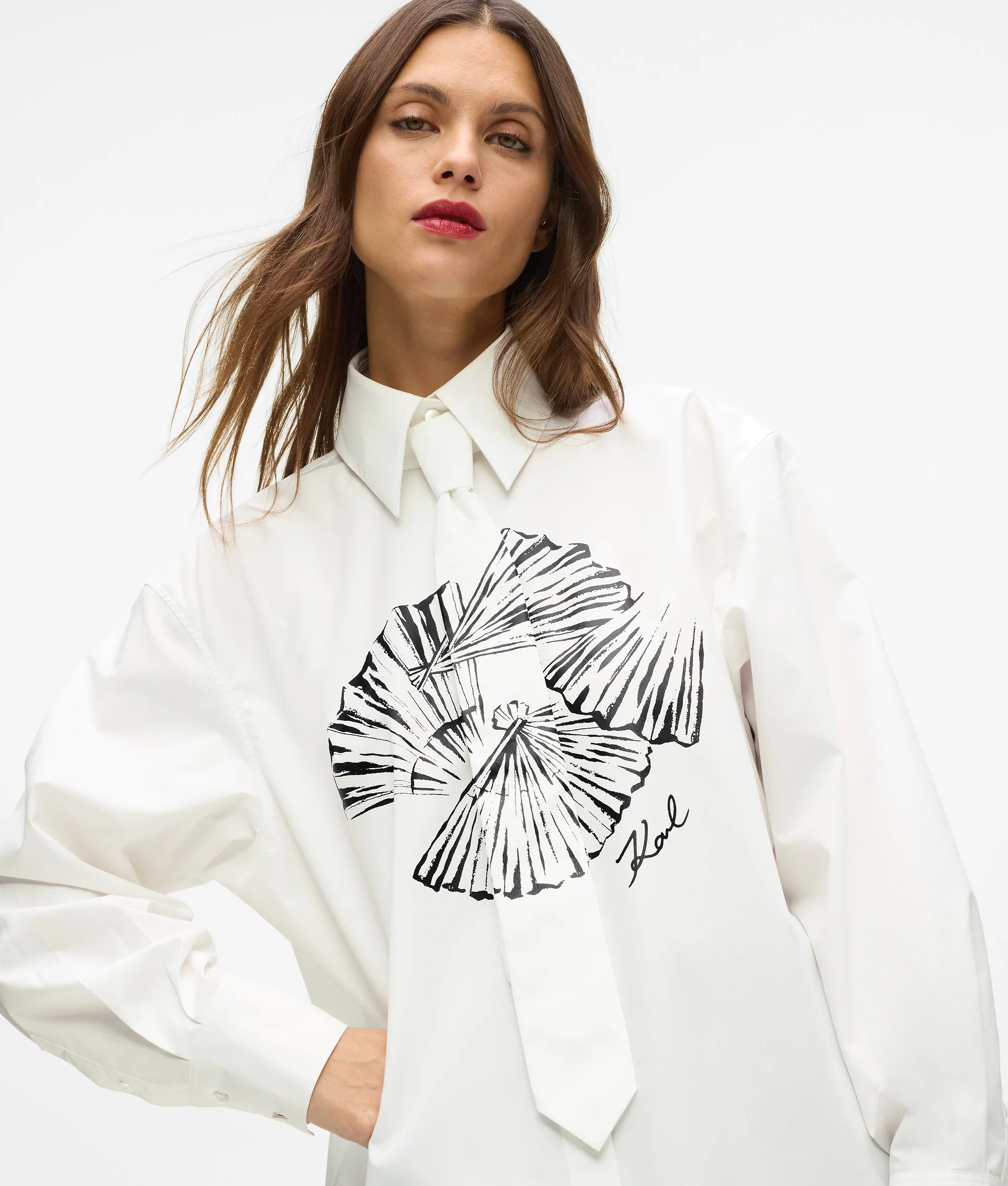 Chemise en popeline avec cravate