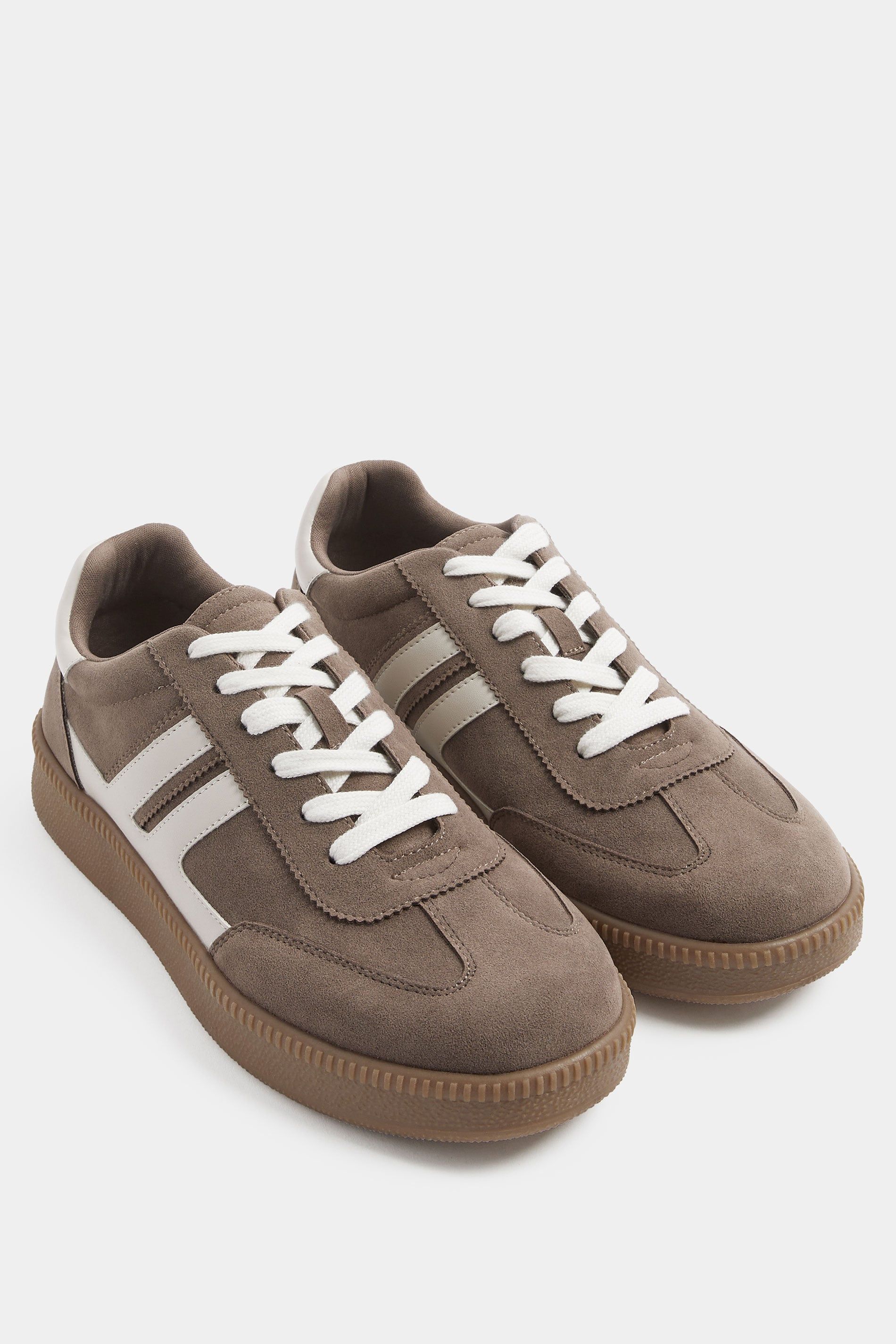 Yours Side Stripe Trainers In Wide E Fit
