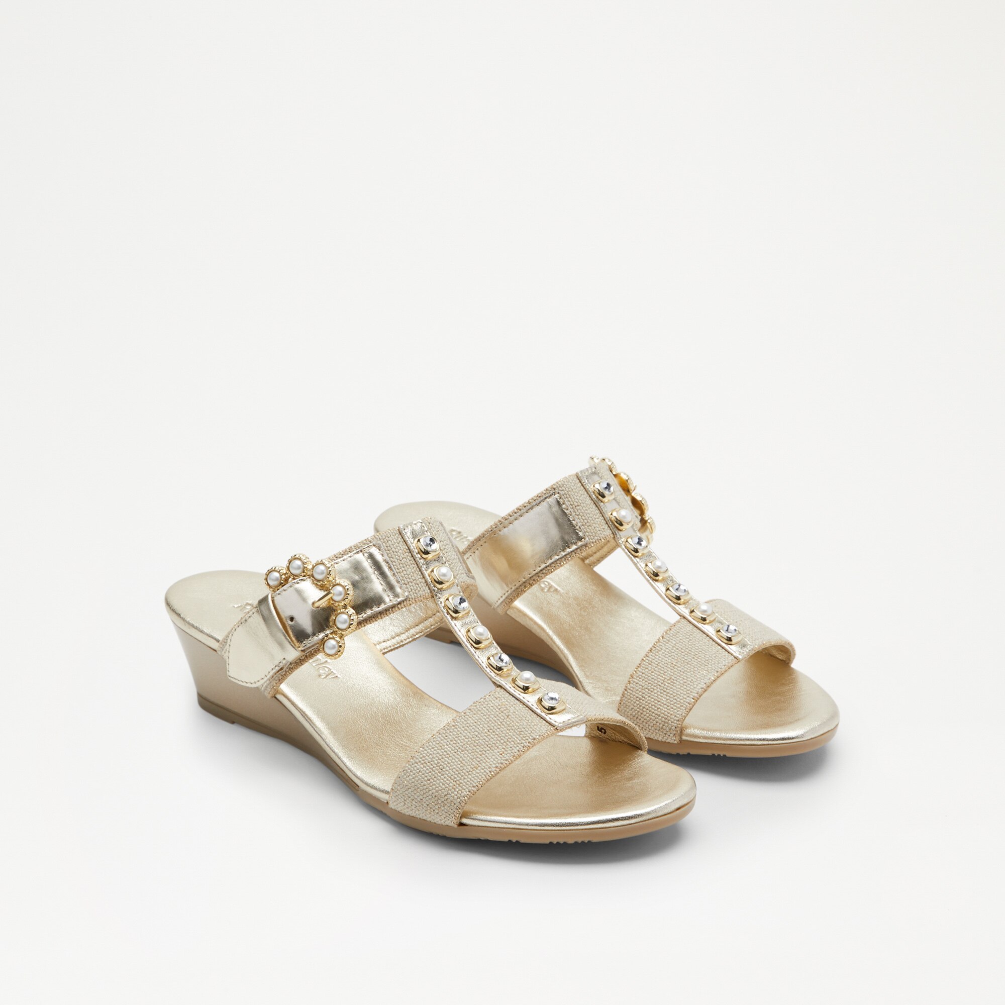 OrbitPearl Embellished Wedge