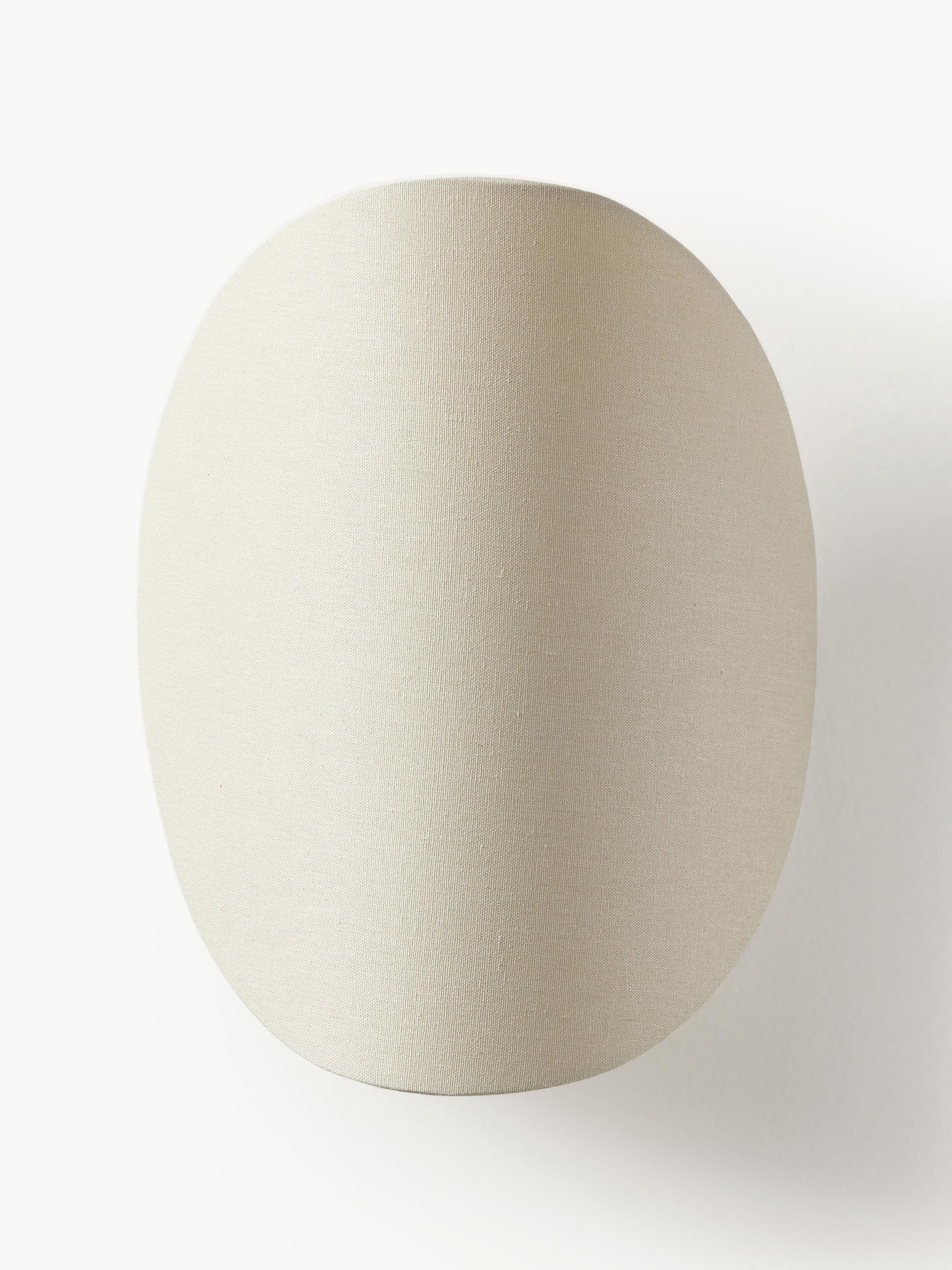 Design-Wandleuchte Kenzie aus Leinen