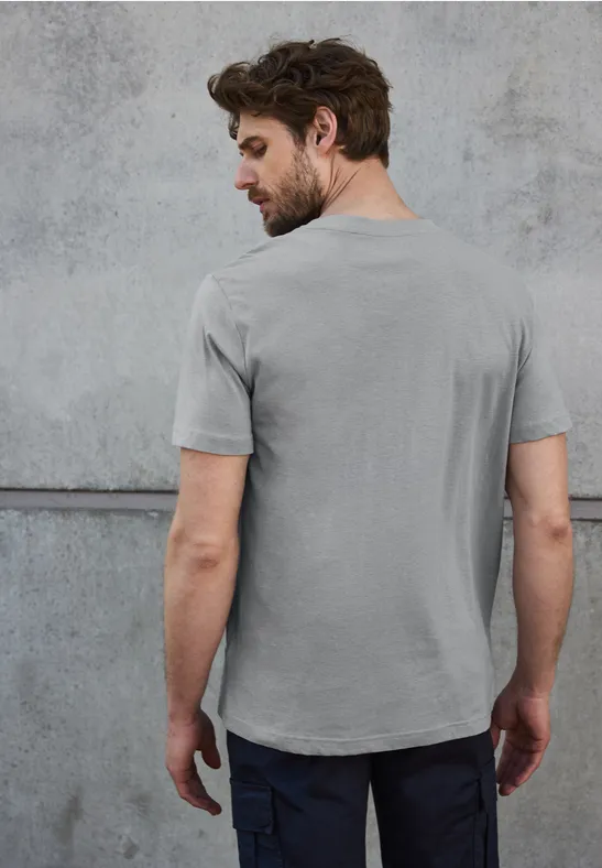 T-Shirt mit Chestprint