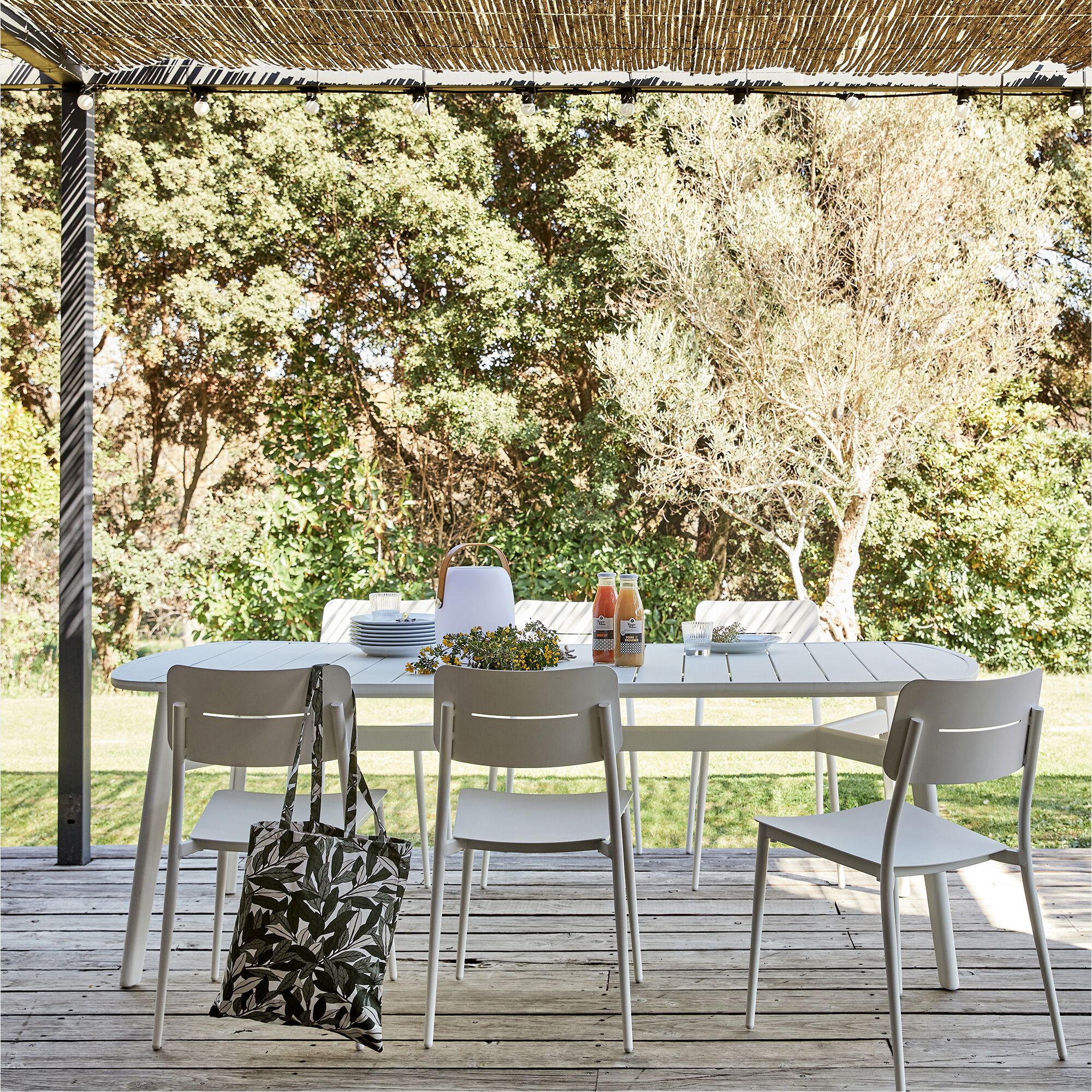 TOMA - Chaise de jardin empilable en aluminium - blanc