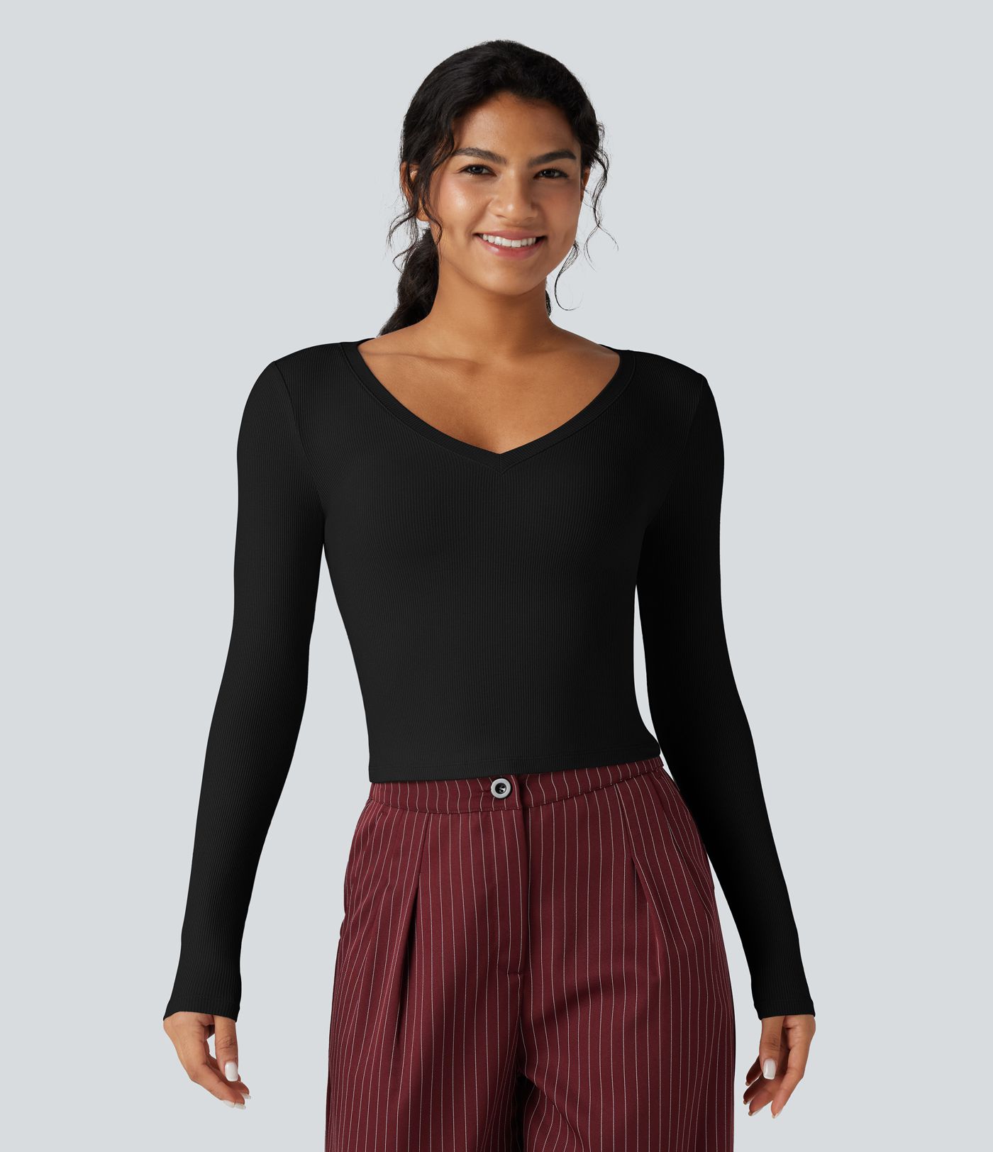 T-shirt tailleur côtelé court col V manches longues
