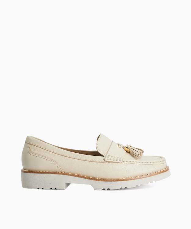 Gwen Ecru - Wide Fit Casual Tassel Trim Loafers
