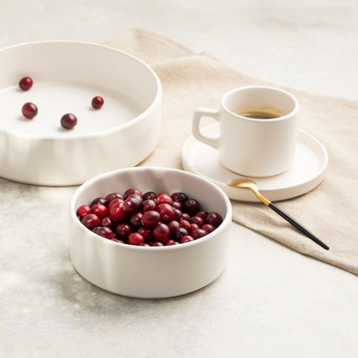 Miska FAMELIO biała 14 cm