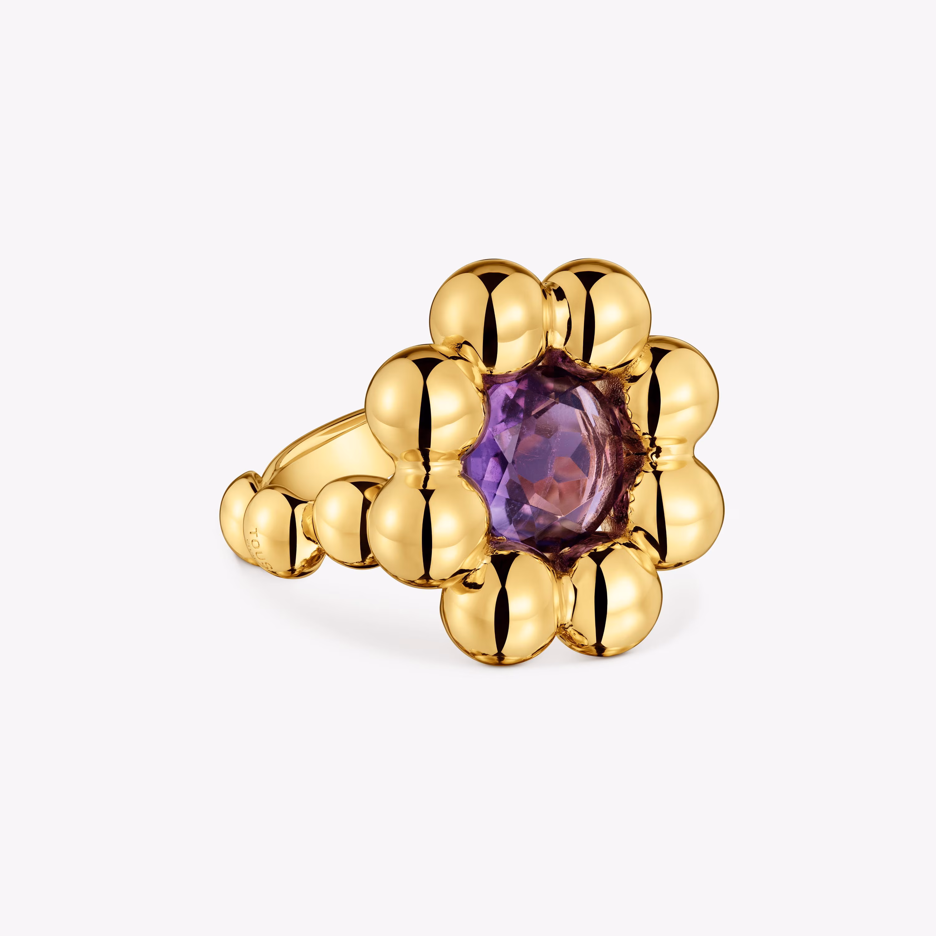Anillo mediano flor con baño de oro 18 kt sobre plata y amatista Sugar Party