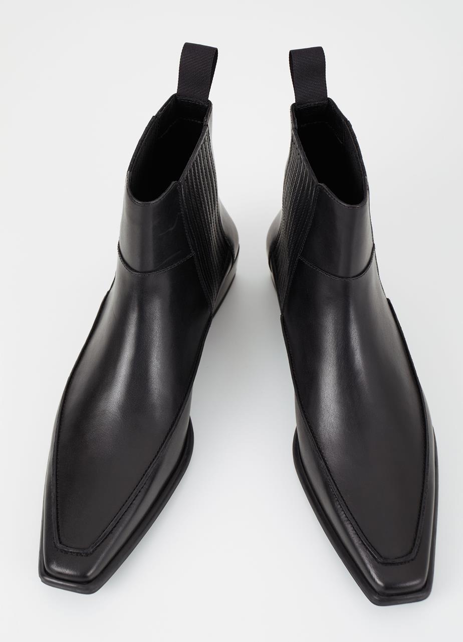 Nella Boots