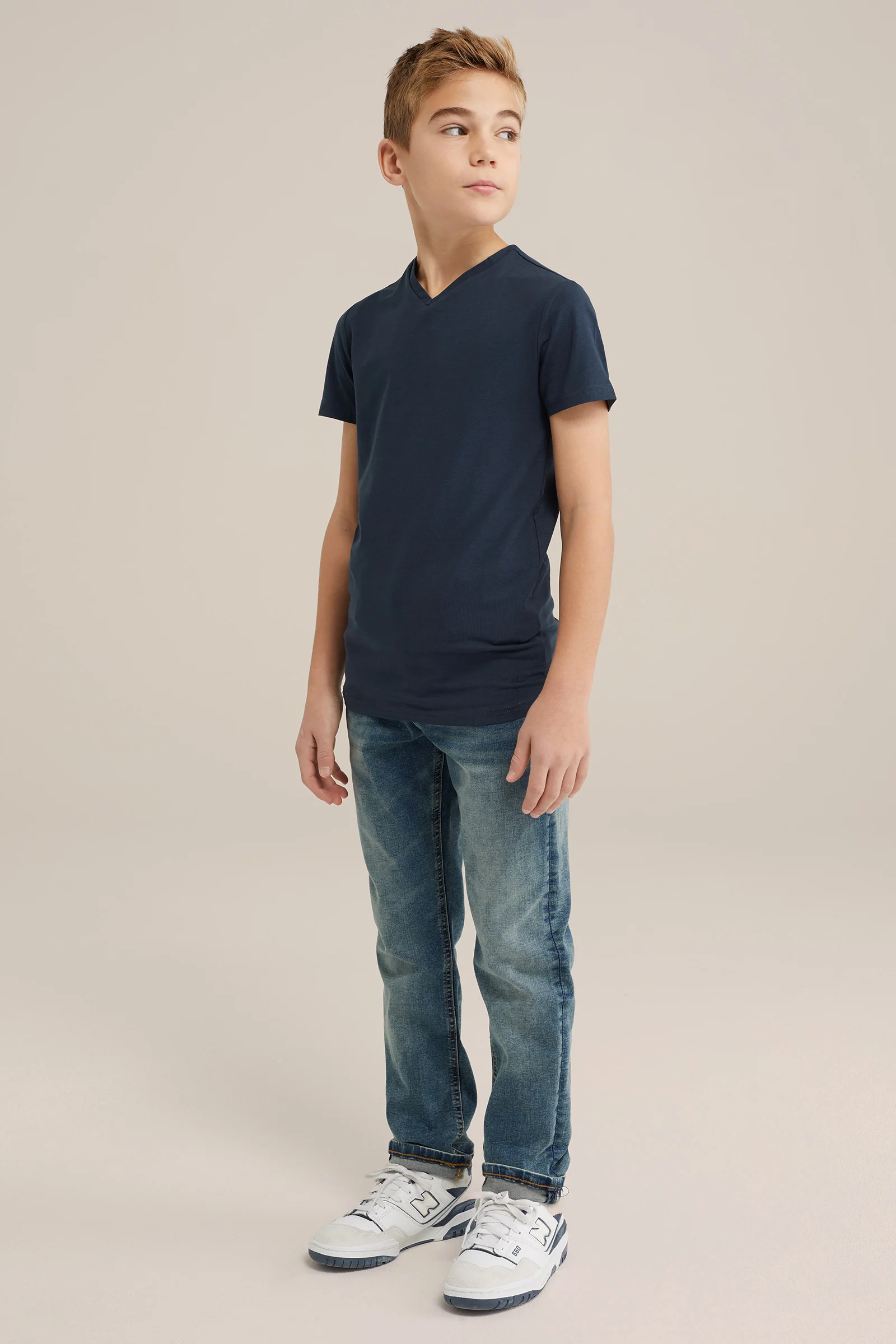 Jongens basic T-shirt met V-hals