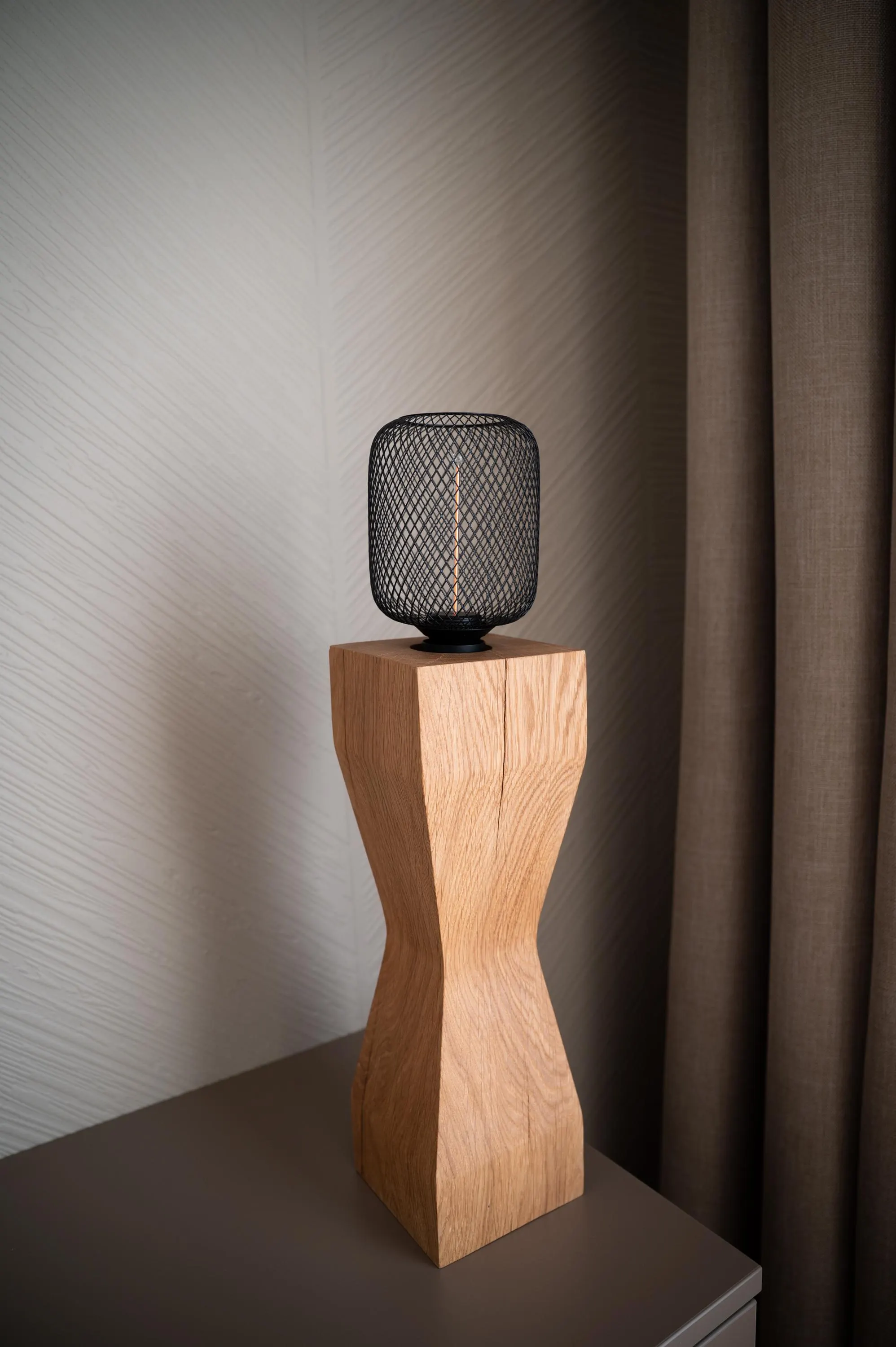 Modern Solid Oak Nightlight, Minimalist Oak Wood Lamp, Scandinavian Style Bedside Lighting
