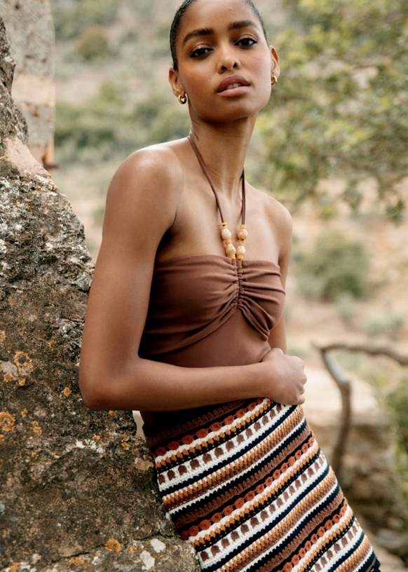Tiya Top