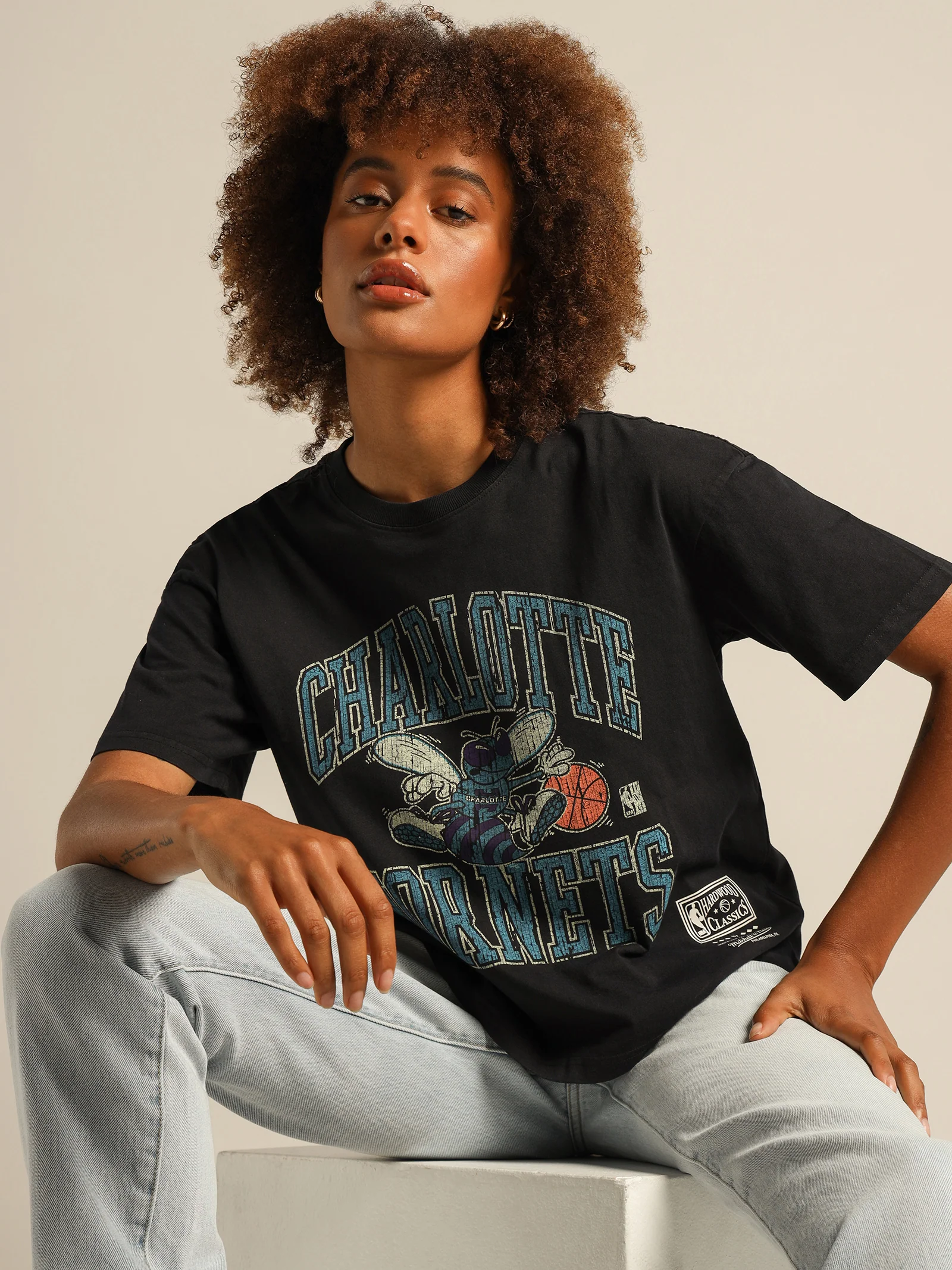 Vintage Charlotte Hornets Ivy Arch T-Shirt