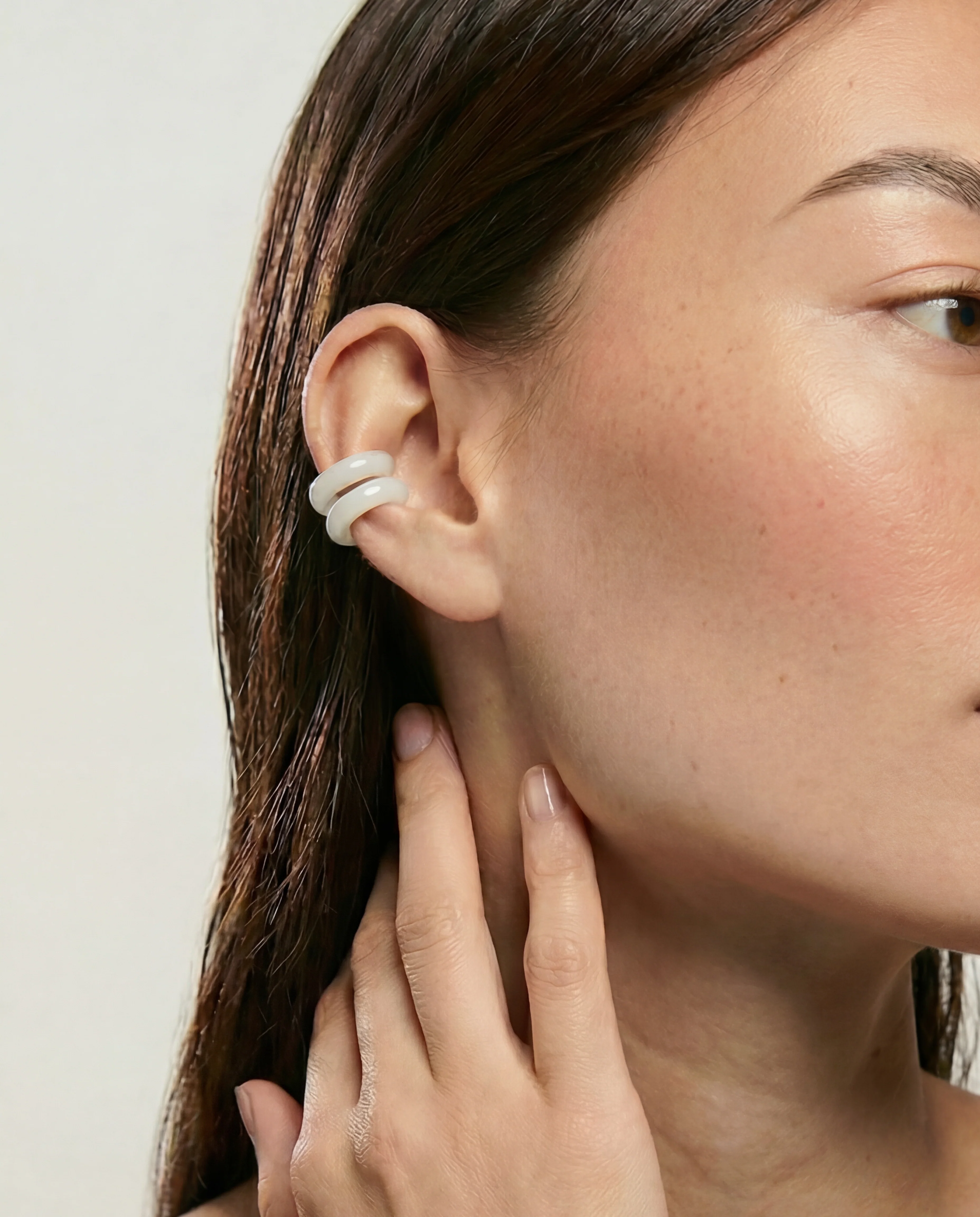 Abby — Single Jade Cuff Earring in Off White