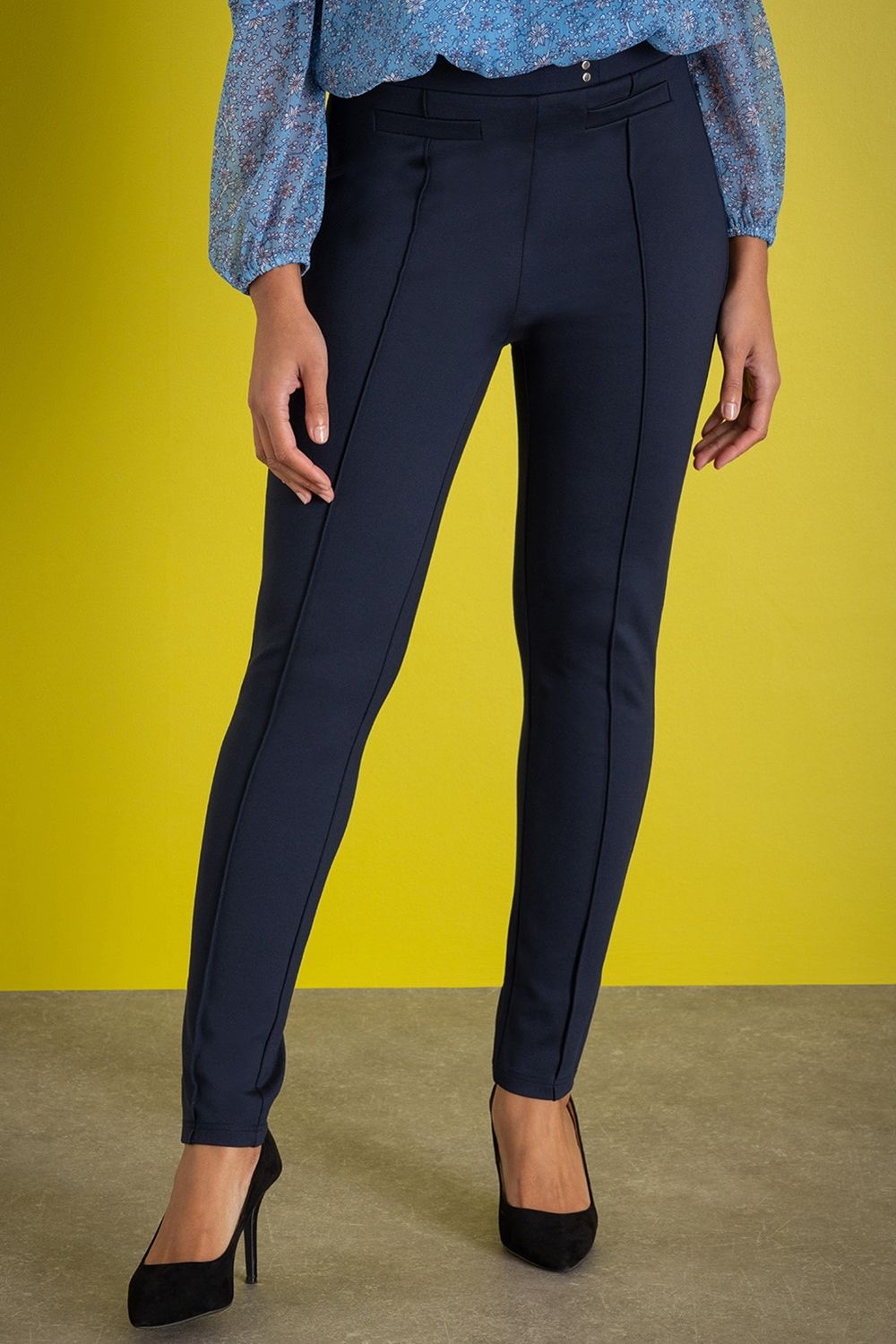 Klass. Pull On Ponte Trousers