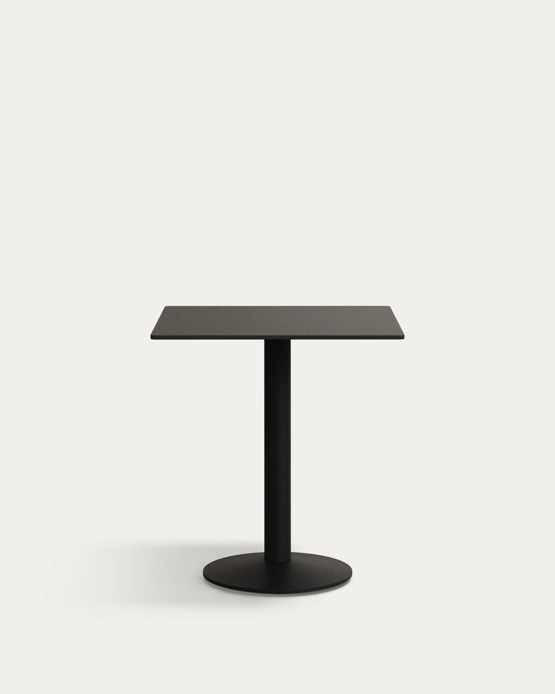 Esilda outdoor table in black with metal leg in a painted black finish, 70 x 70 x 70 cm