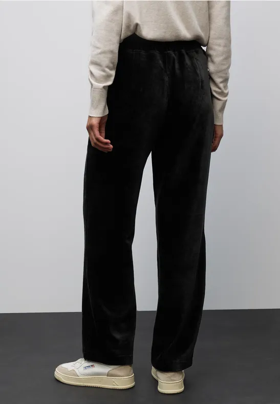 Straight Leg Cordhose