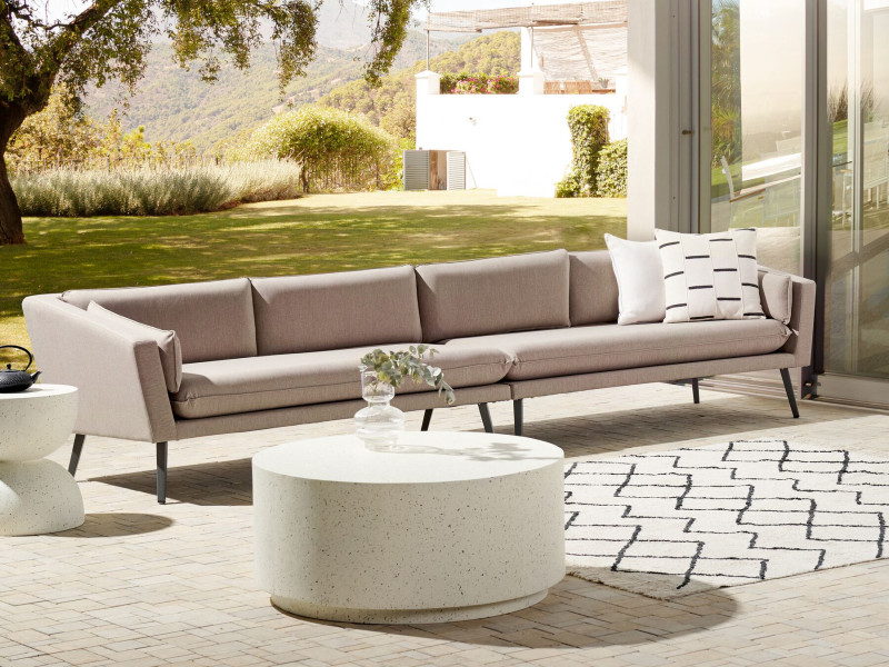 Sofa ogrodowa tapicerowana dla 4 osób beżowa