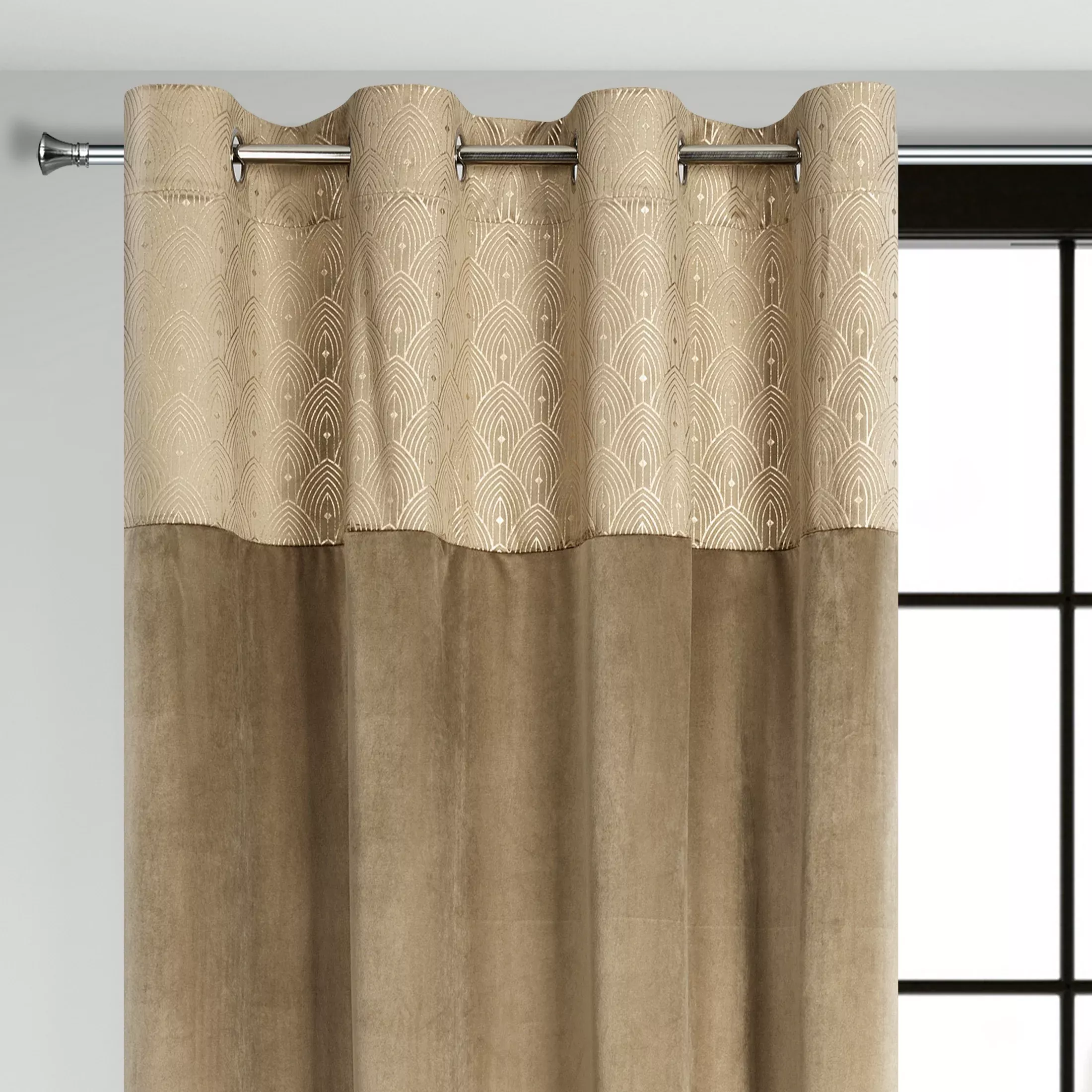 Zasłona beżowa z aplikacją z błyszczącego welwetu 140x250 cm przelotka - AGNES - Design 91