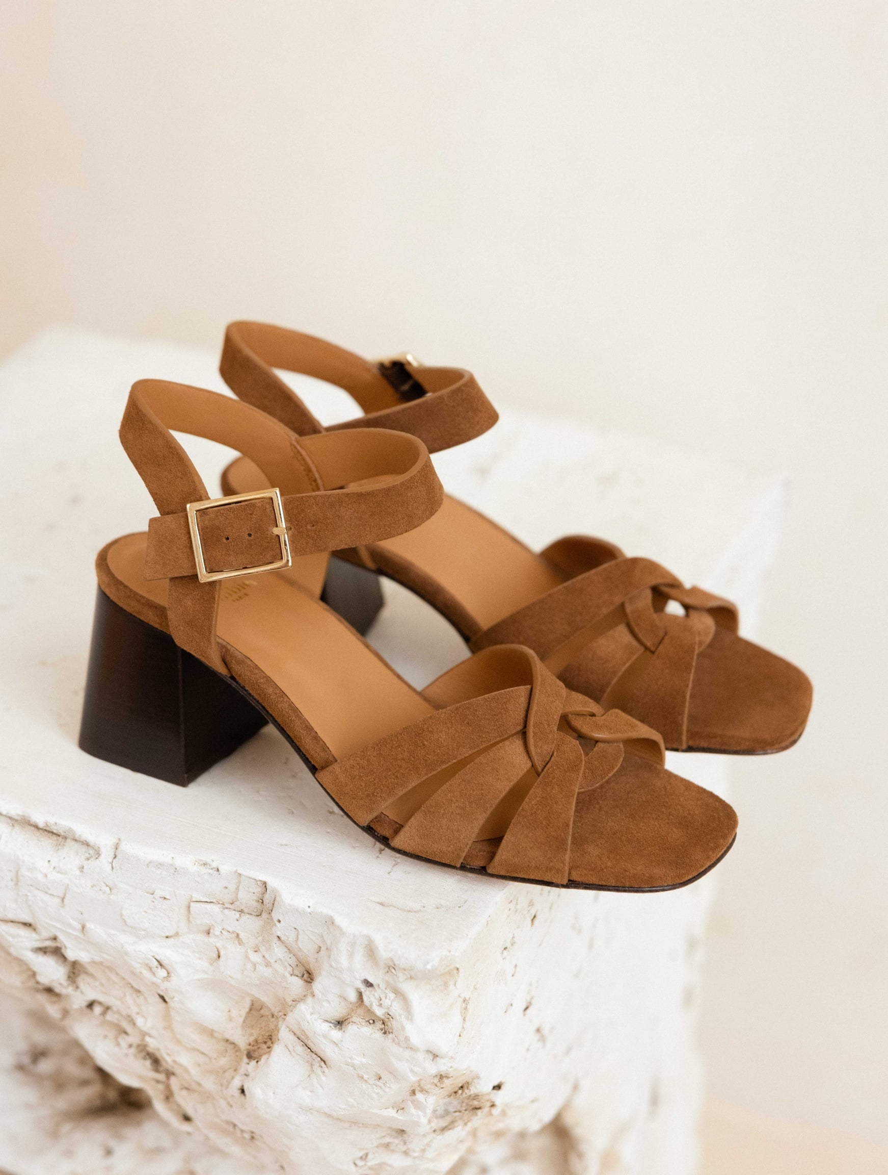 Esther Camel