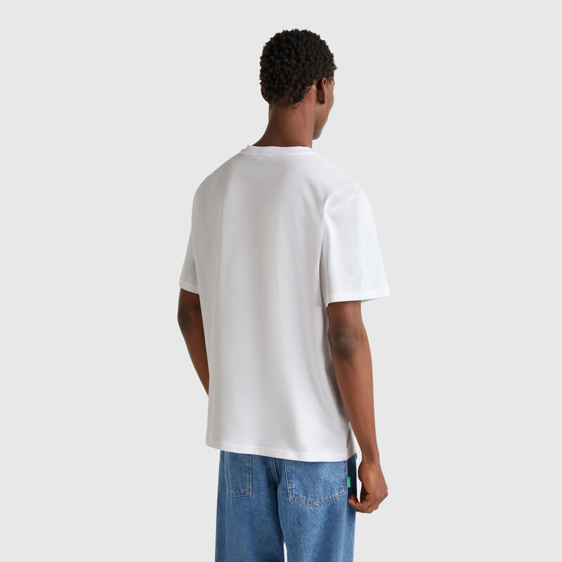 Oversized t-shirt with patch
