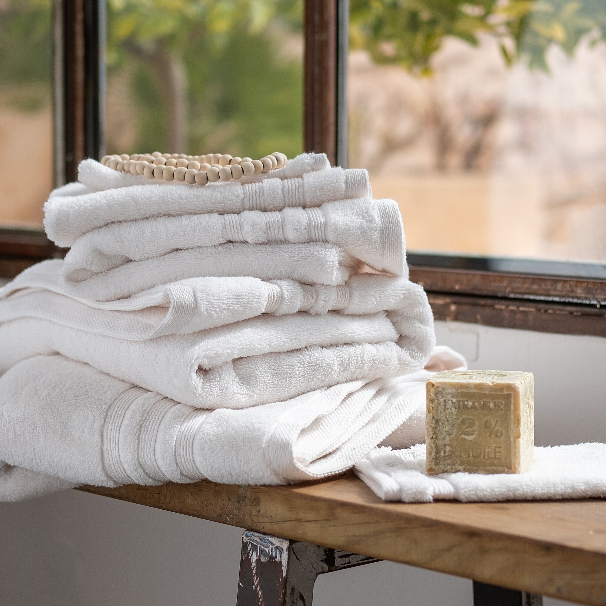 NOUN - Drap de bain bouclette en coton - blanc ventoux 100x150cm