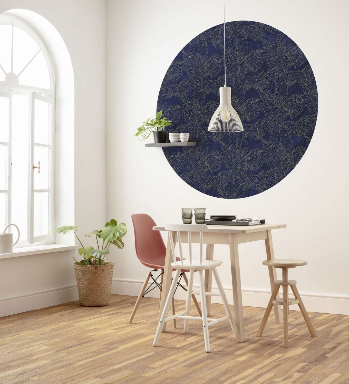 Sanders & Sanders zelfklevende behangcirkel bladeren donkerblauw en goud - Ø 125 cm - 611788