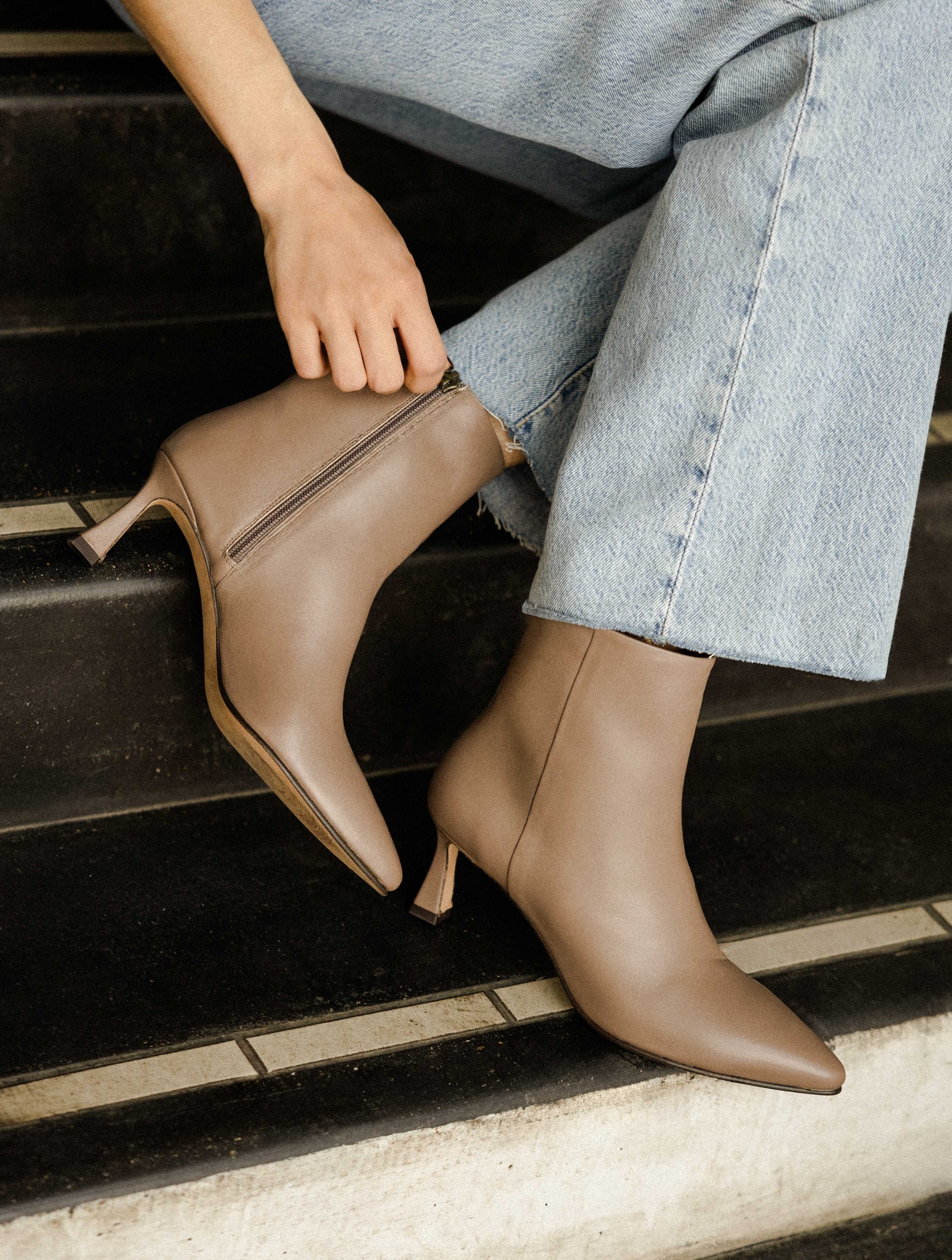 Audrey Taupe Latte