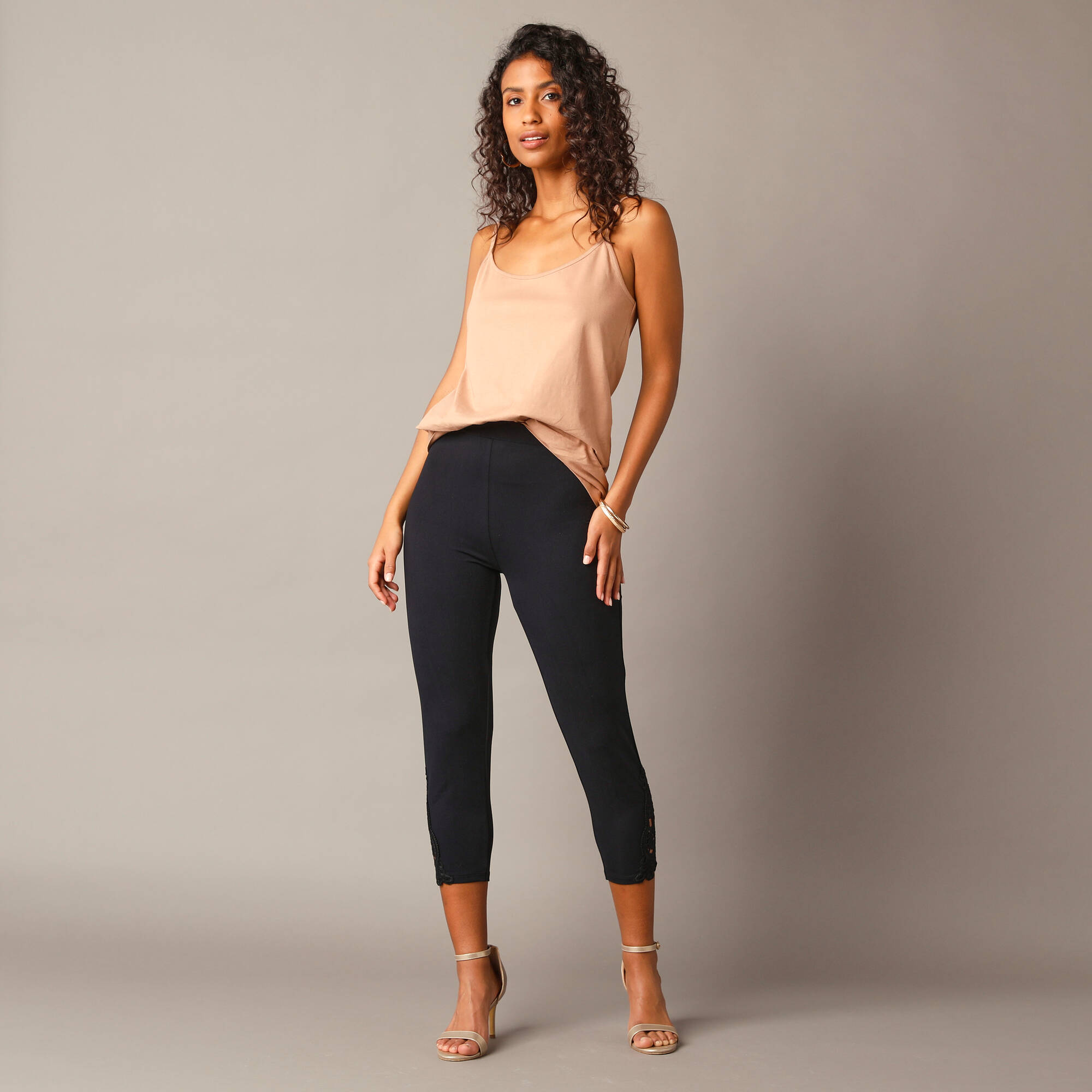 Legging 3/4 macramé, taille élastiquée