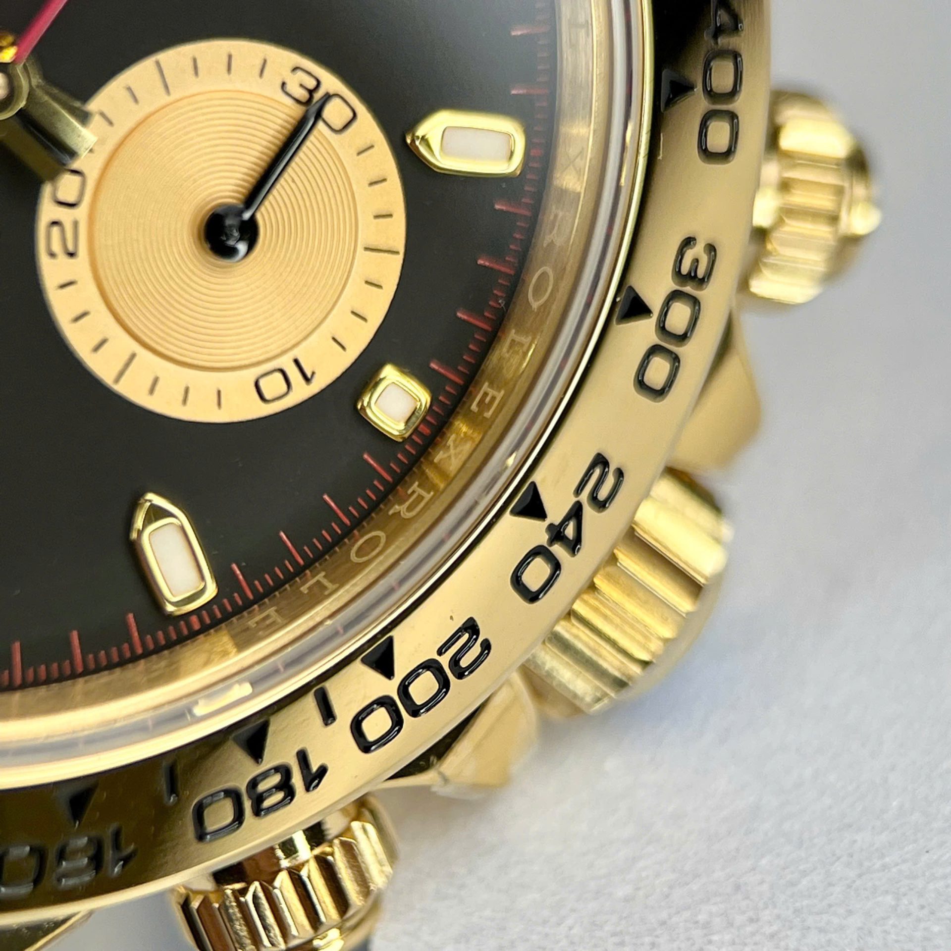 Rolex Daytona YG Plated Black Dial 40mm Oyster Super Clone