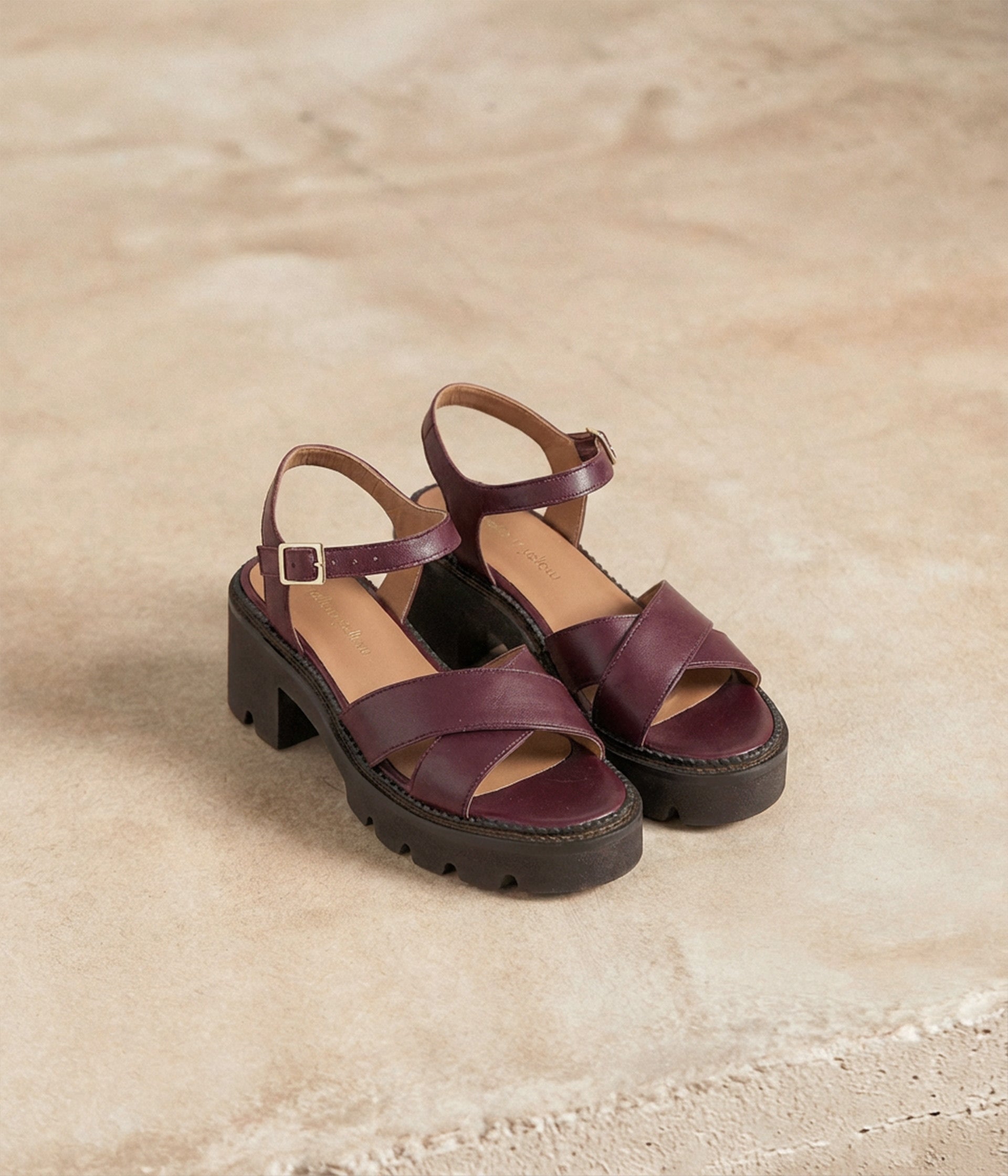 Sandales en cuir cerise Diabolo