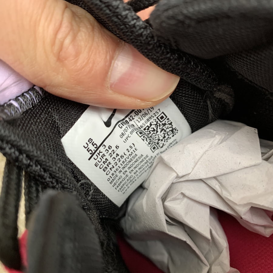 Nike Air Max Verona Black Cosmic Fuchsia