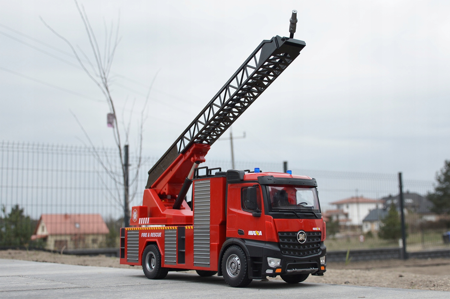 DUŻA STRAŻ POŻARNA ZDALNIE STEROWANA RC Armatka Wodna WÓZ STRAŻACKI PREMIUM