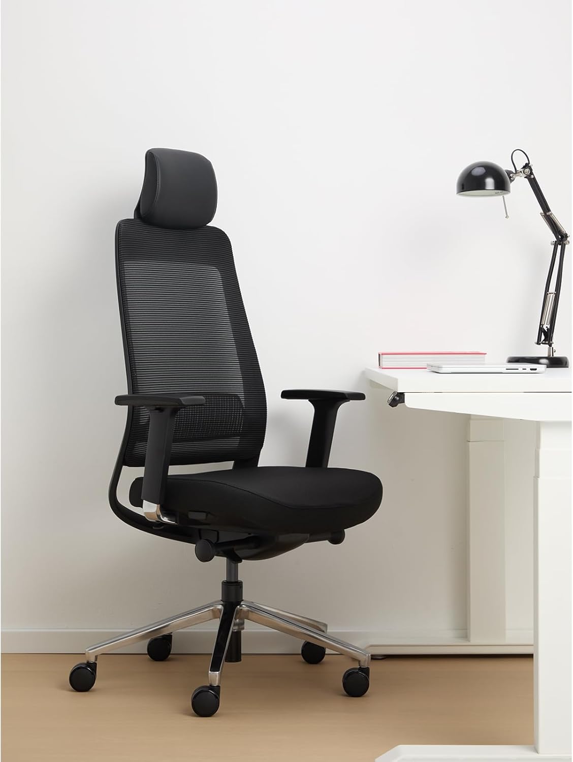 Ergonomic Mesh Office Chair with Headrest, High Back Executive Chair, 4D Adjustable Armrests, Adjustable Lumbar Support, Sliding Seat & Multi-Position Tilt Lock, Aluminum Base – Black
