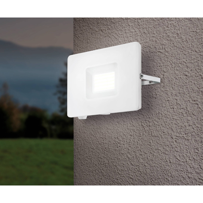 Applique murale extérieure LED Faedo 3 blanche 50 W EGLO