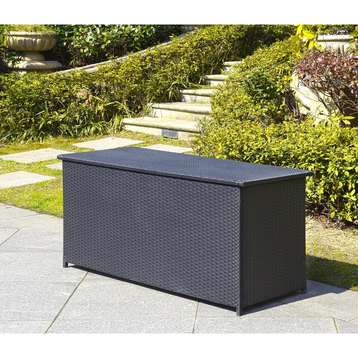 SAFAVIEH Outdoor Myla 53-inch 13 Gallon Black Storage Box - 53 x 20.5 x 25 - 53Wx21Dx25H