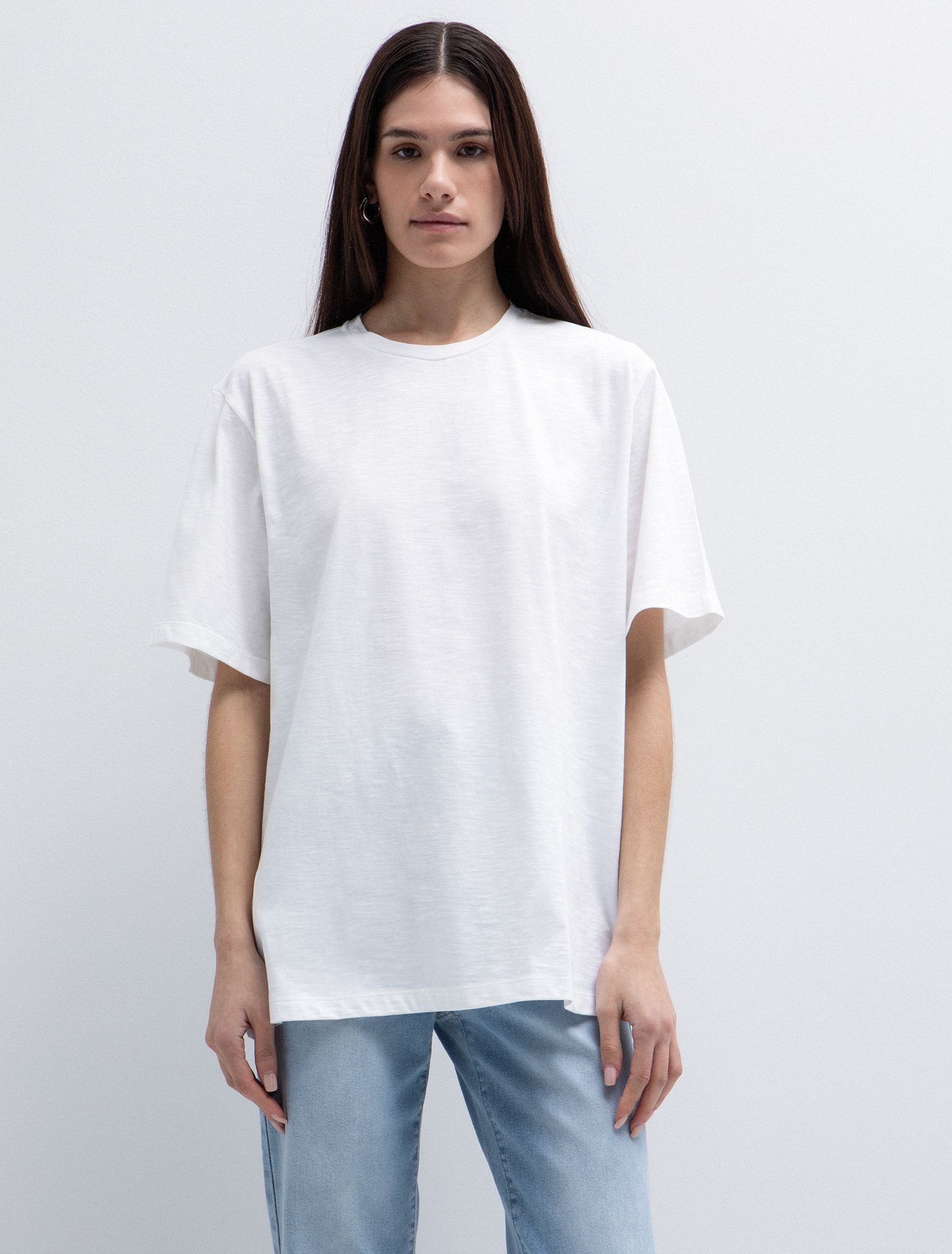 T-shirt με slogan στην πλάτη