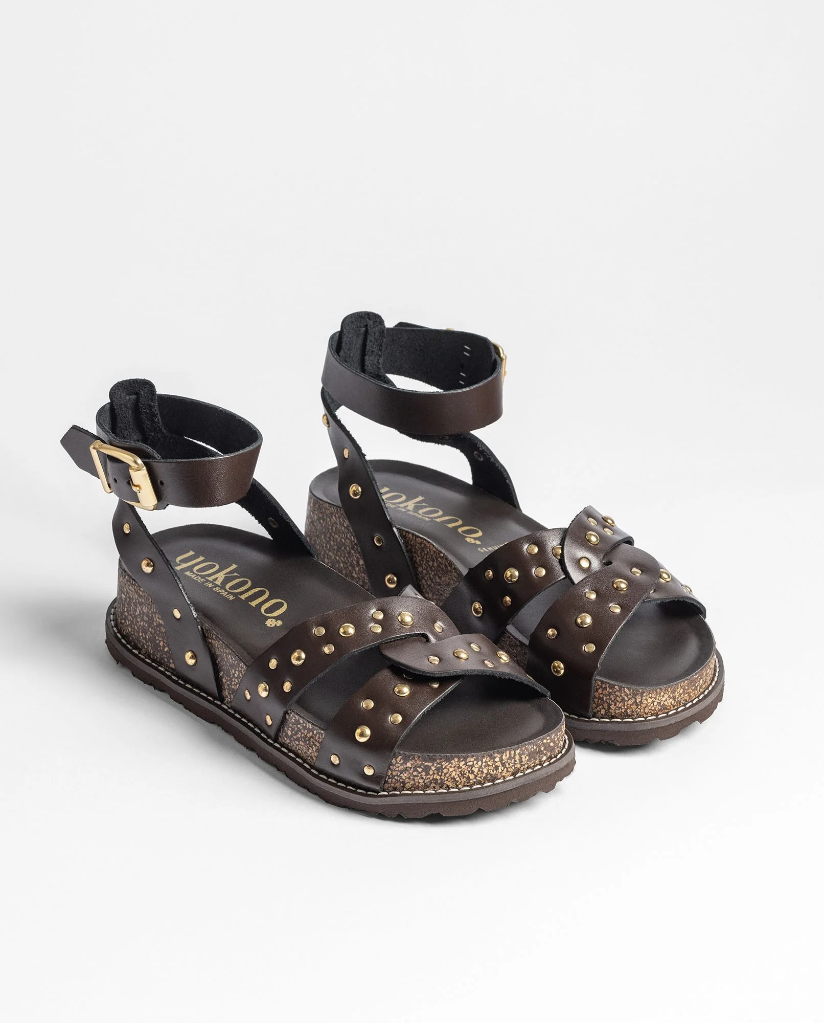 Sandalia plataforma OCA-262 marrón oscuro