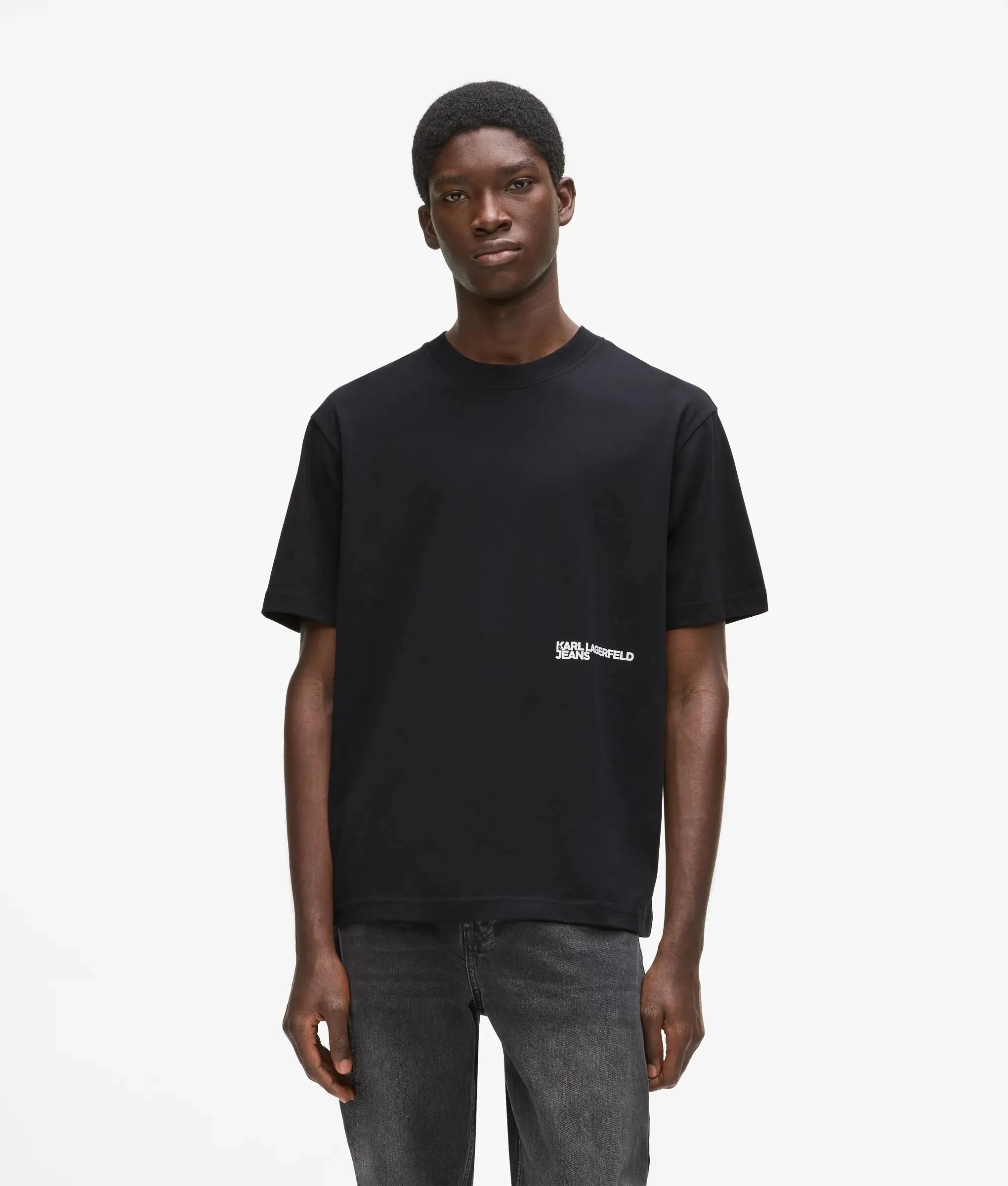 T-shirt qui enfreint les règles