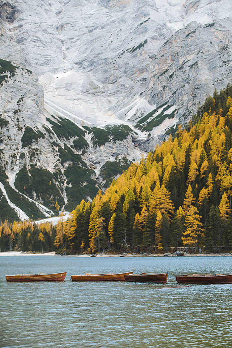 AUTOMNE AU LAC DE BRAIES - Photographie d'art d'Hugo Grandcolas 30x45 cm sur alu