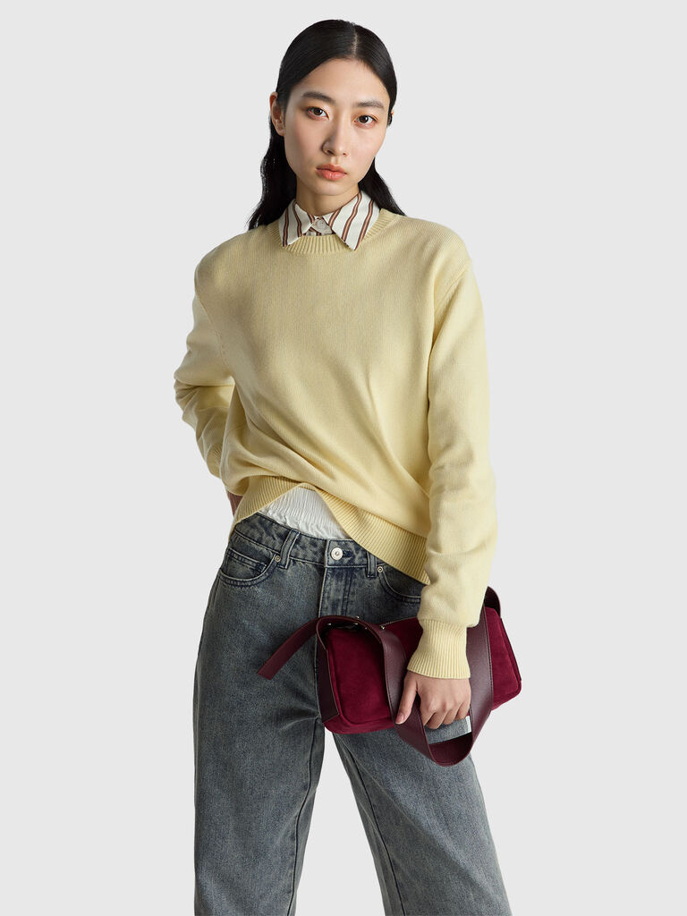 Sweater in cashmere and wool blend