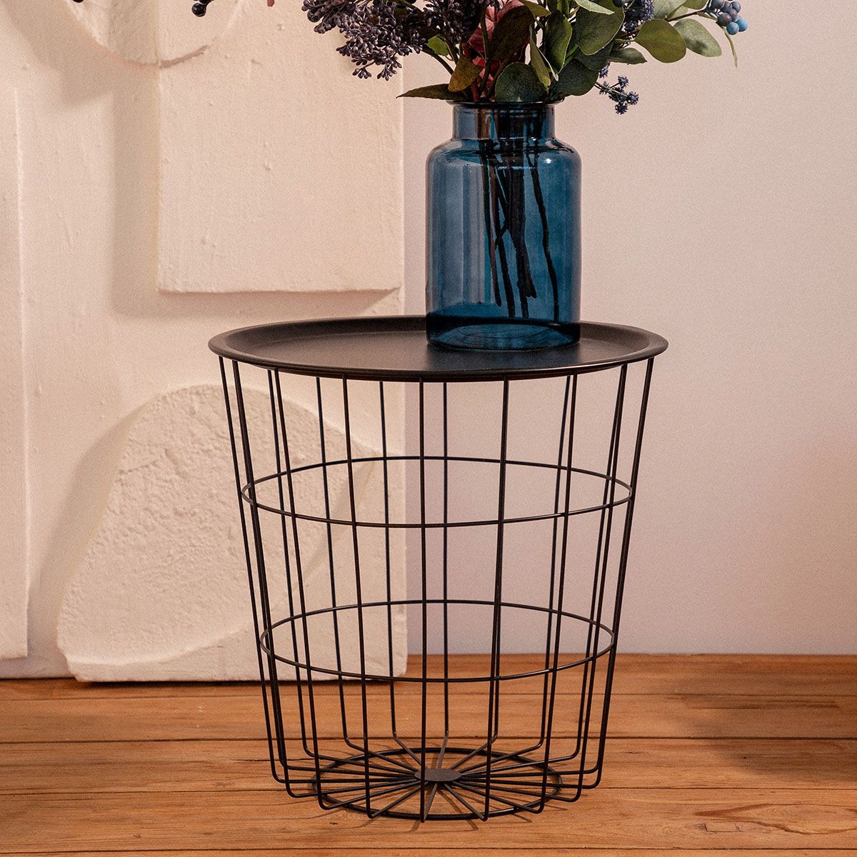 Stolik SCANDI czarny z czarnym blatem 41x41x41 cm