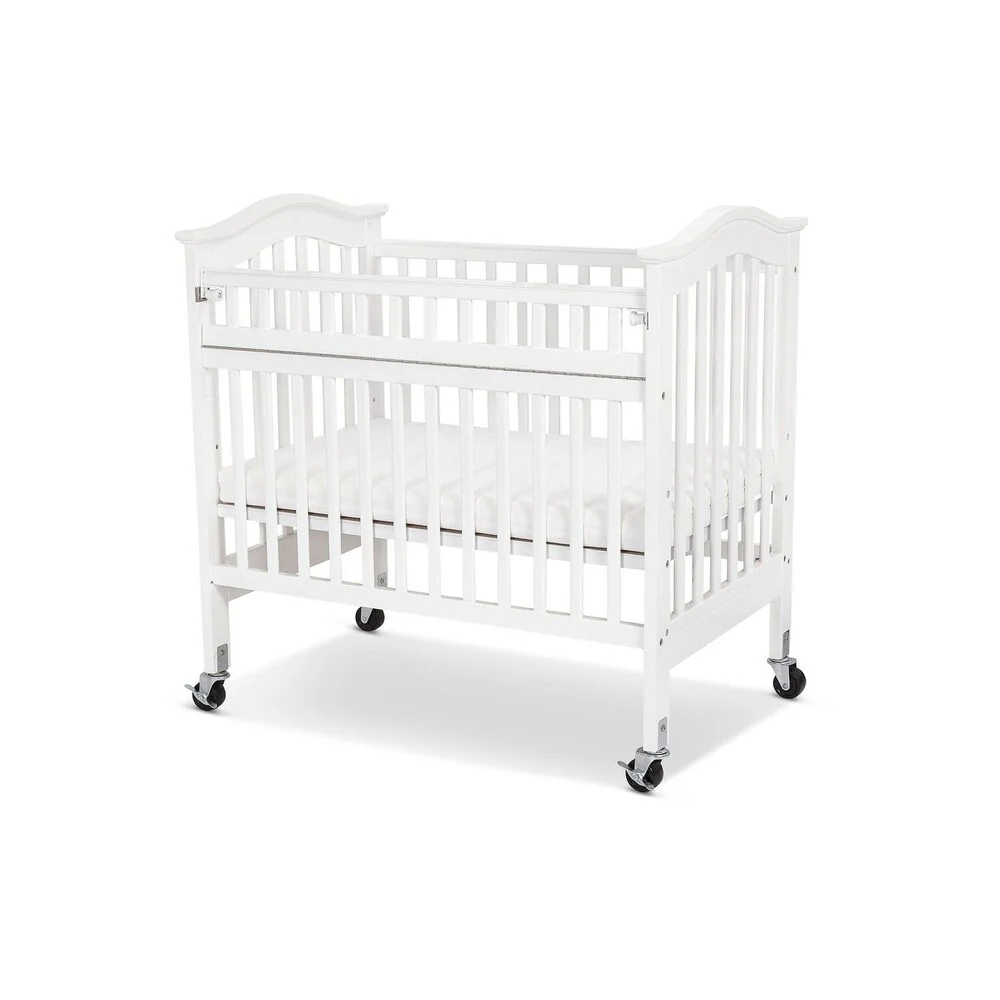 Slatted Wood and Metal Crib with Casters and Safety Gate, White