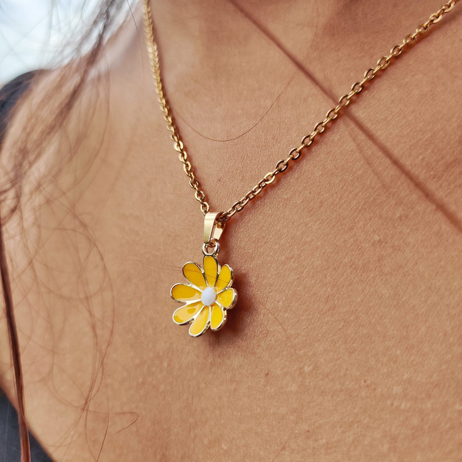 The Colourful Aura Colourful Pink Indie Boho Daisy Floral Sunflower Charms Summer Necklace