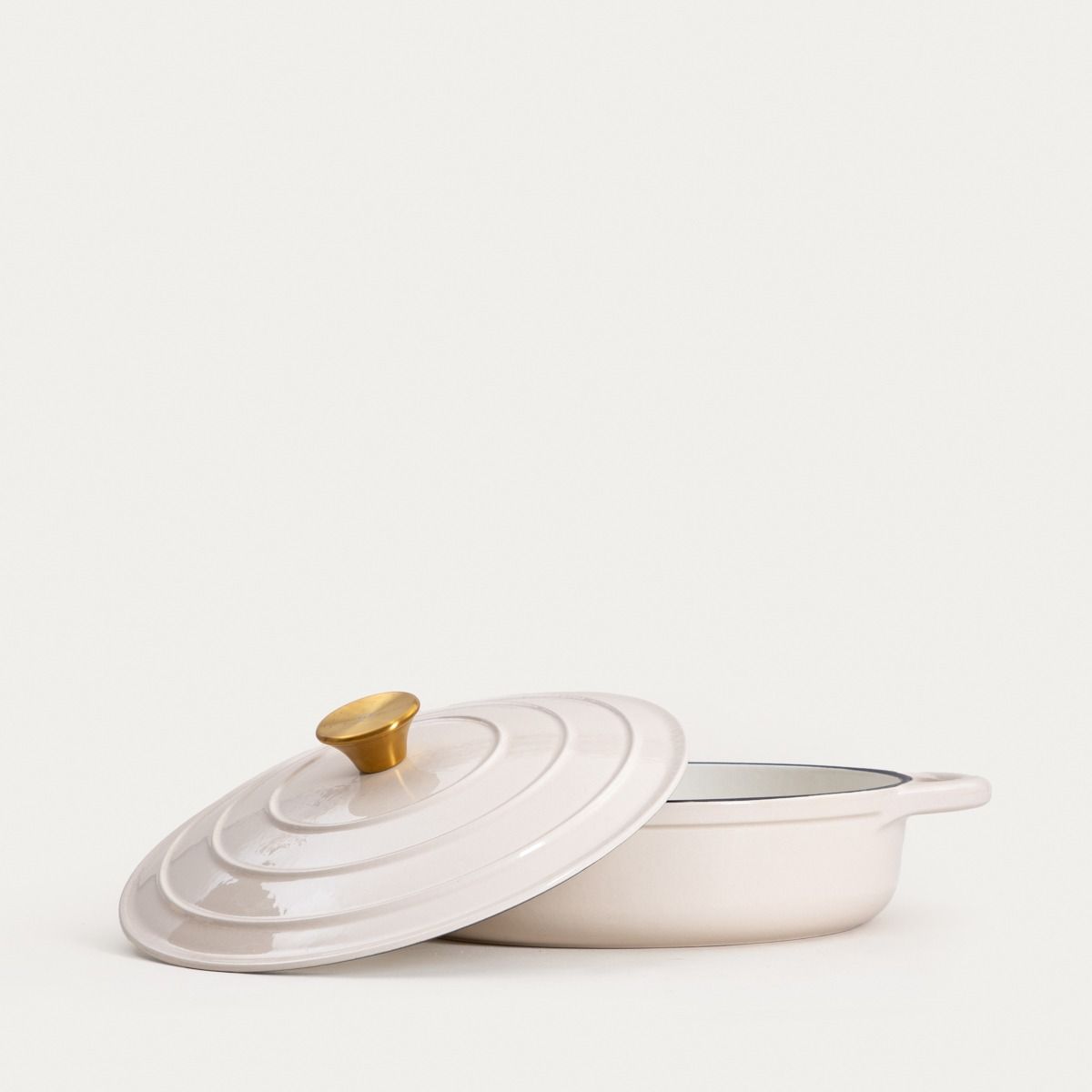 Garnek żeliwny ANDREAS beżowy płaski, 28 cm 2,5 l