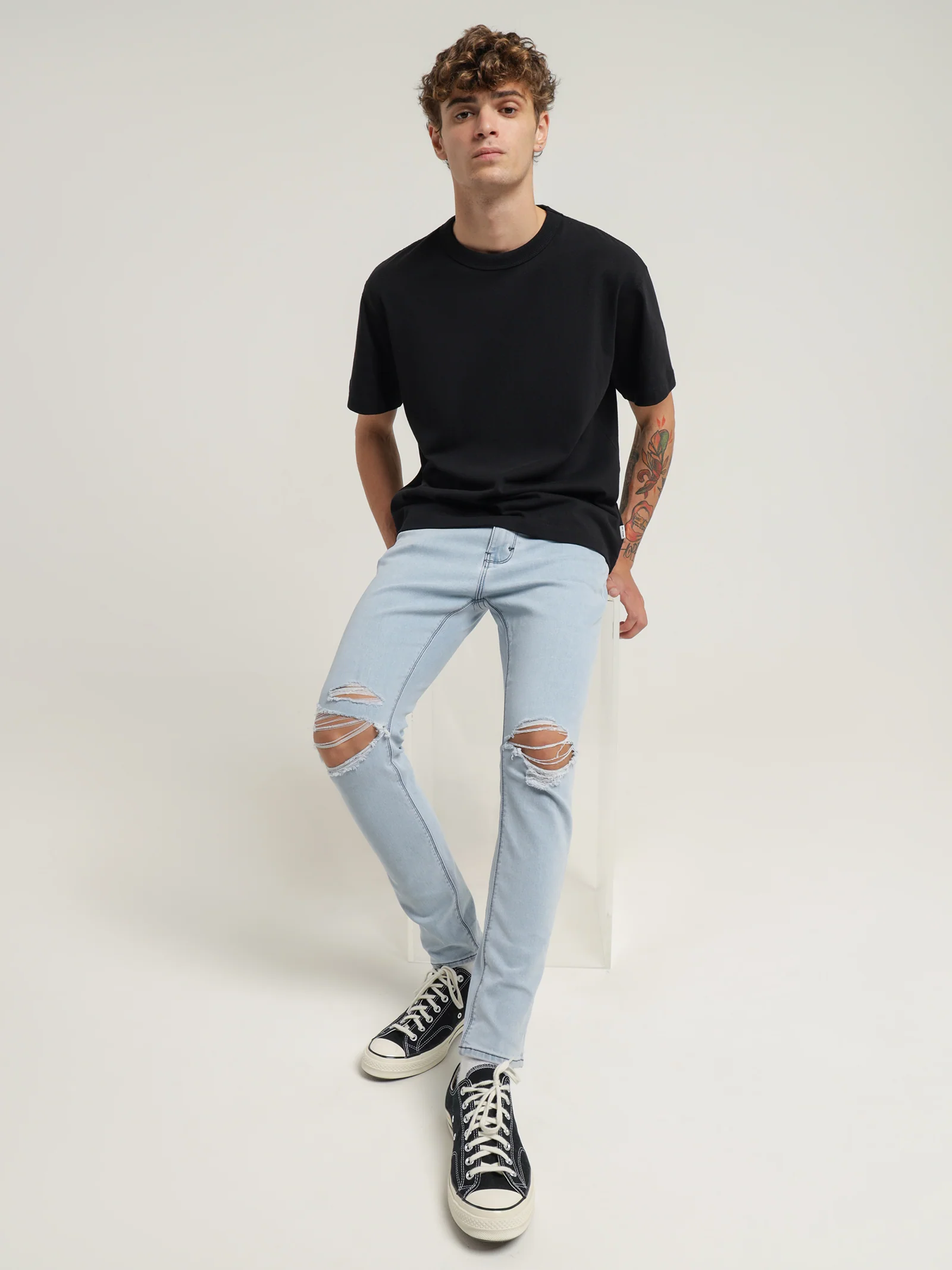 A Dropped Skinny Jeans