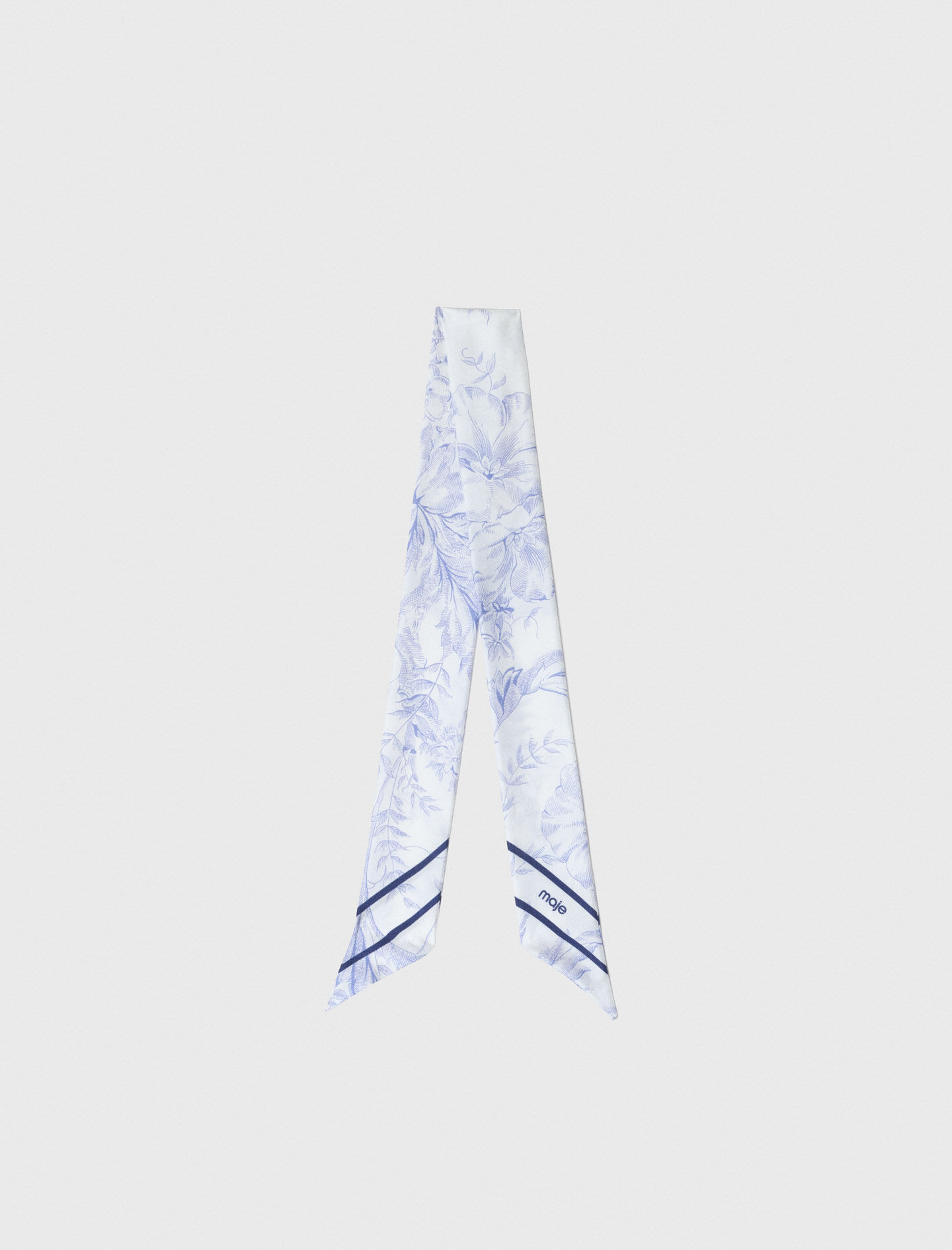 Foulard en soie imprimé fleurs