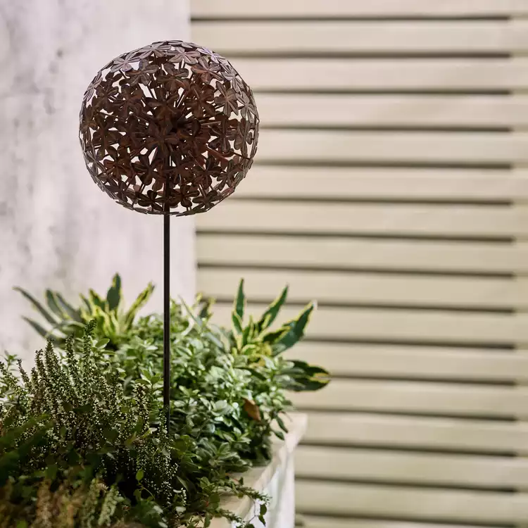 Habitat Metal Allium Stake