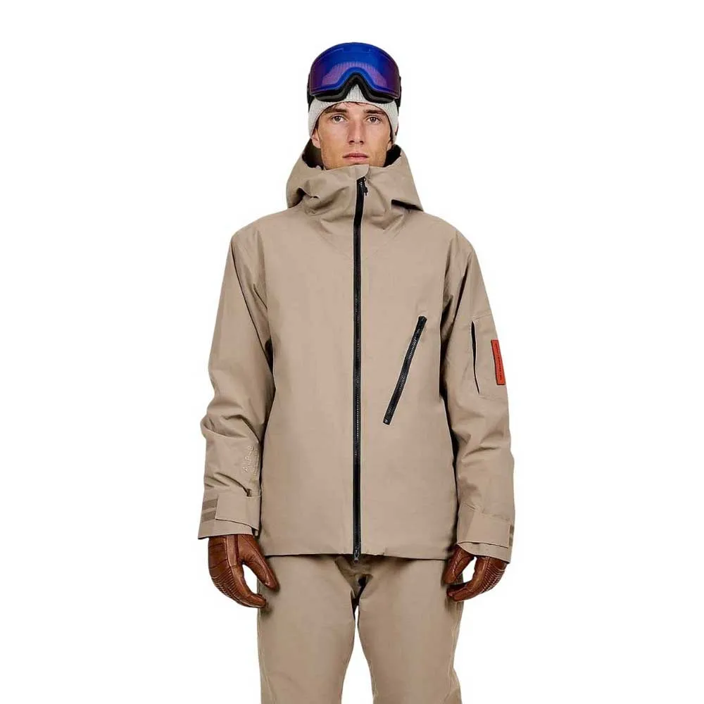 The Mountain Studio 2l stretch jacket